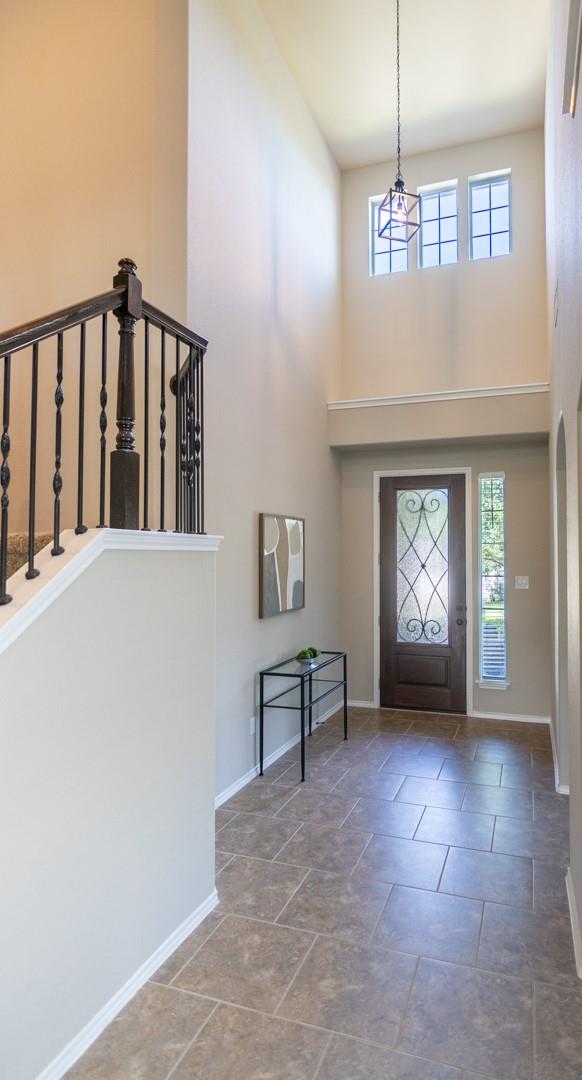 2538 Ravenwood Dr, Round Rock, TX 78665