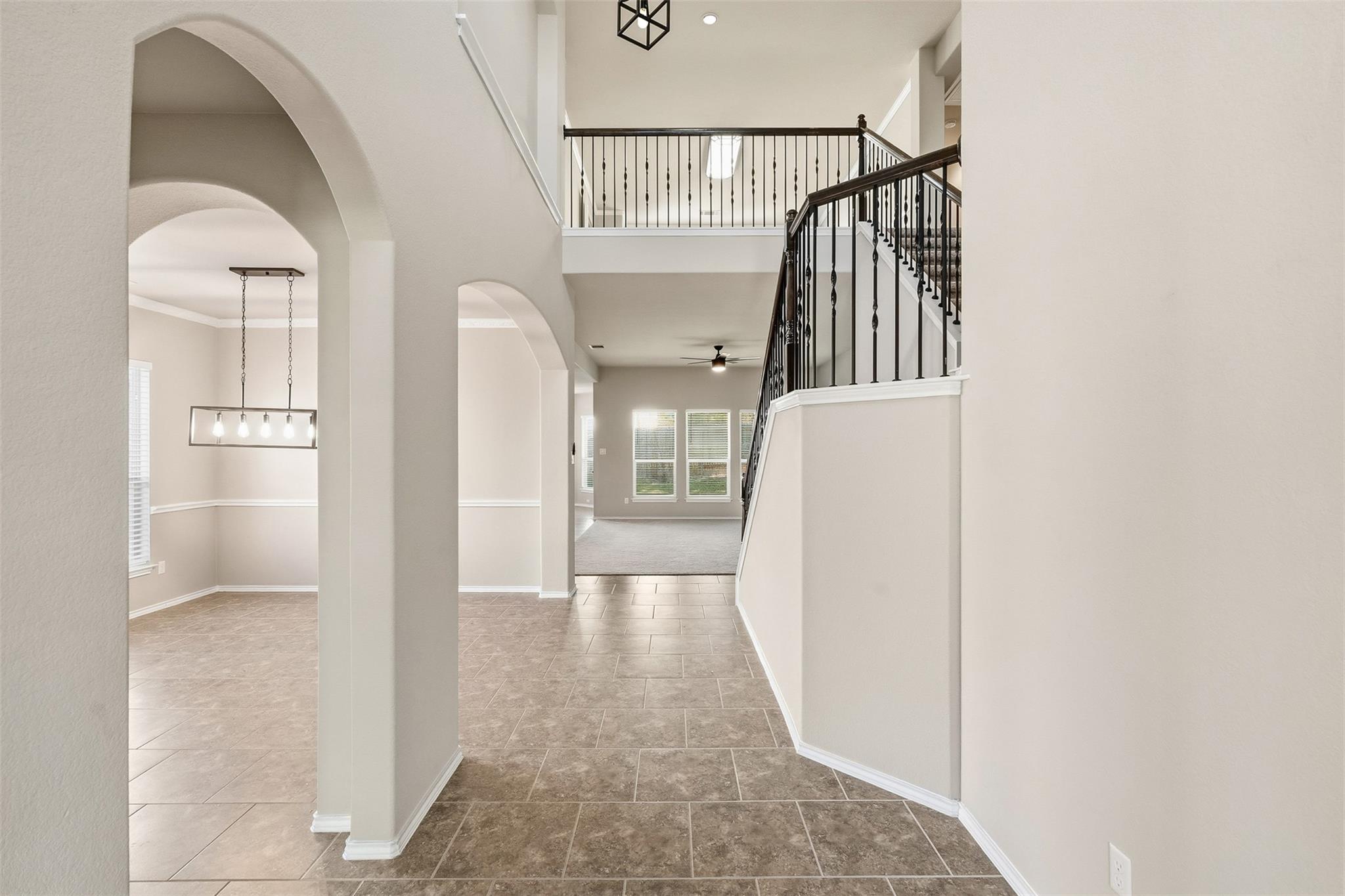 2538 Ravenwood Dr, Round Rock, TX 78665