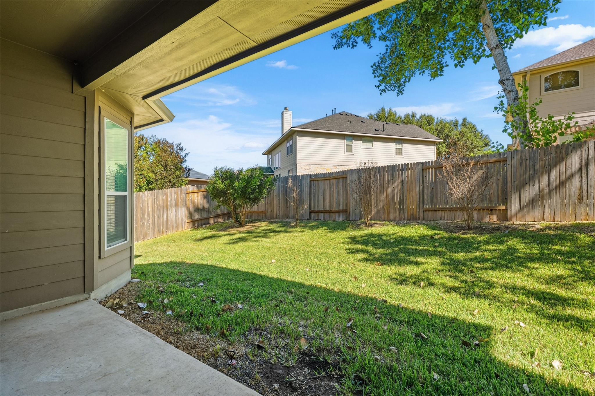 2538 Ravenwood Dr, Round Rock, TX 78665