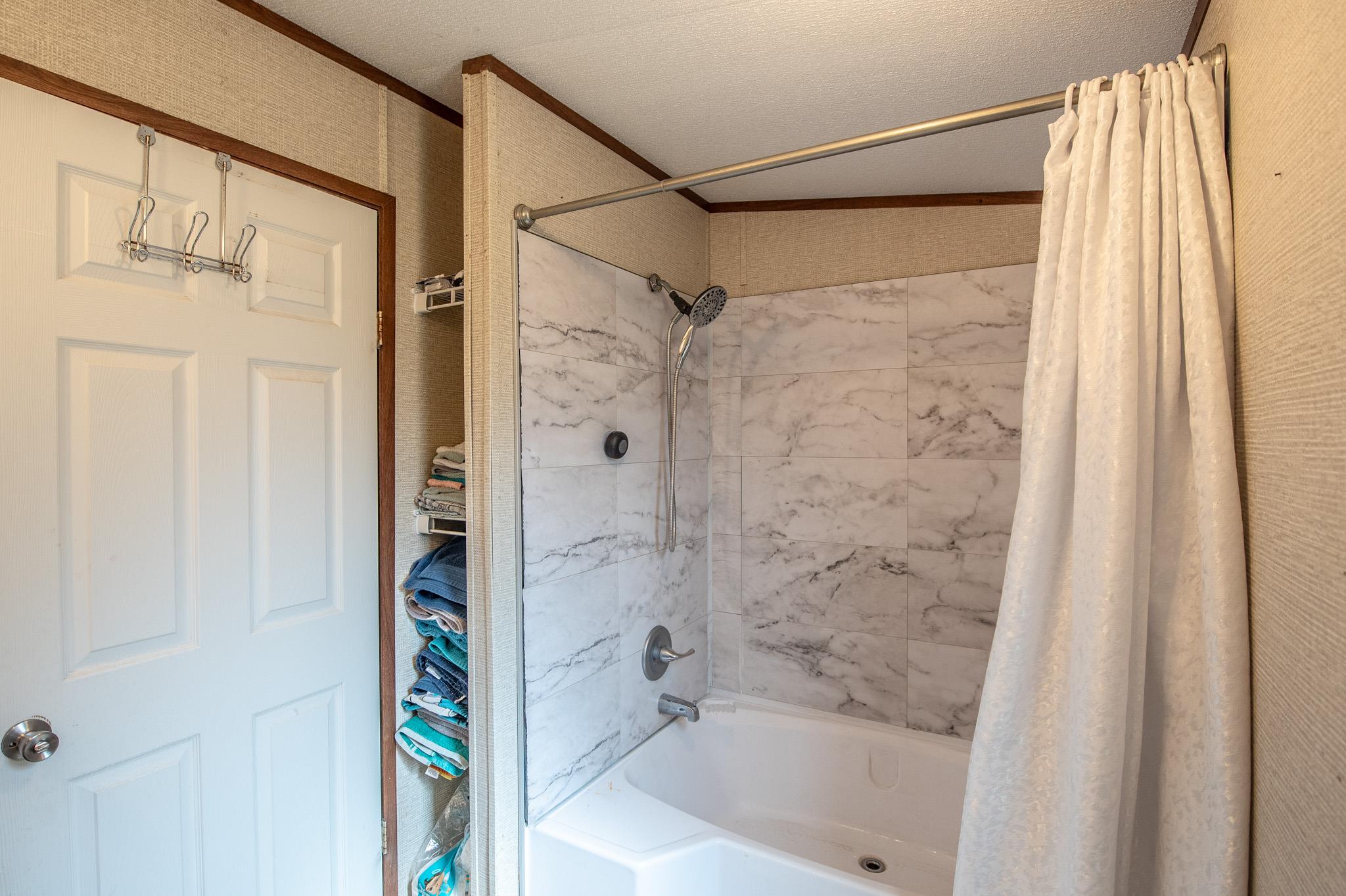 11790 Silver Springs Rd, Rockdale, TX 76567