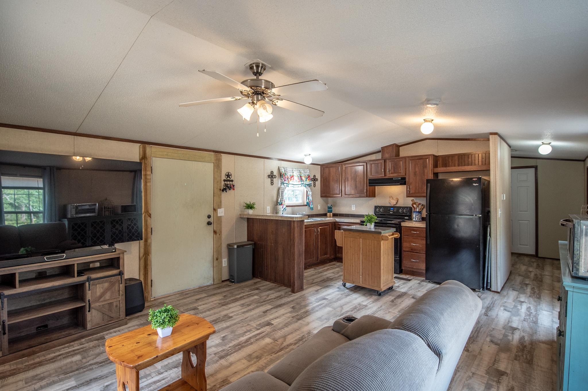 11790 Silver Springs Rd, Rockdale, TX 76567