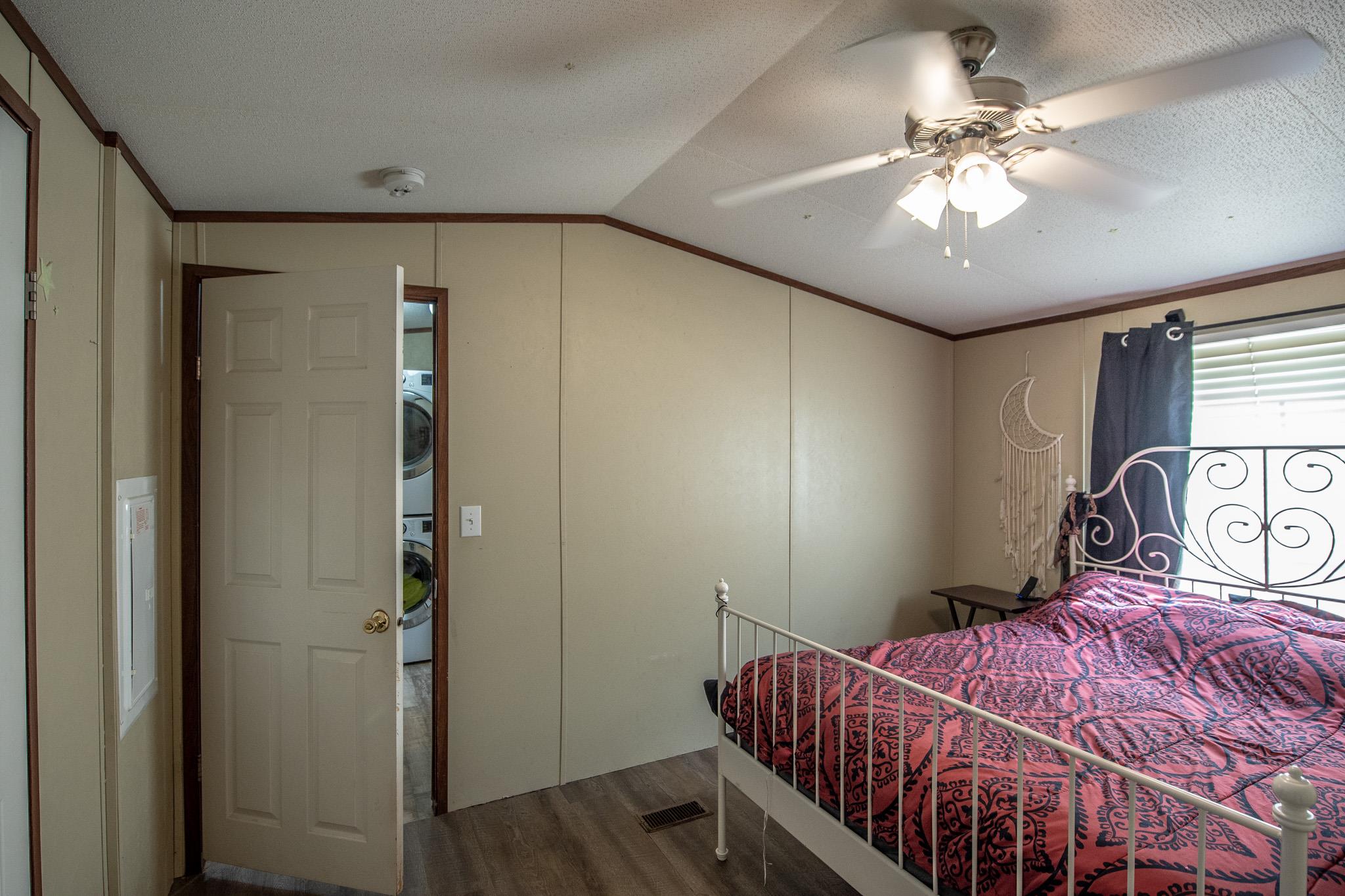 11790 Silver Springs Rd, Rockdale, TX 76567