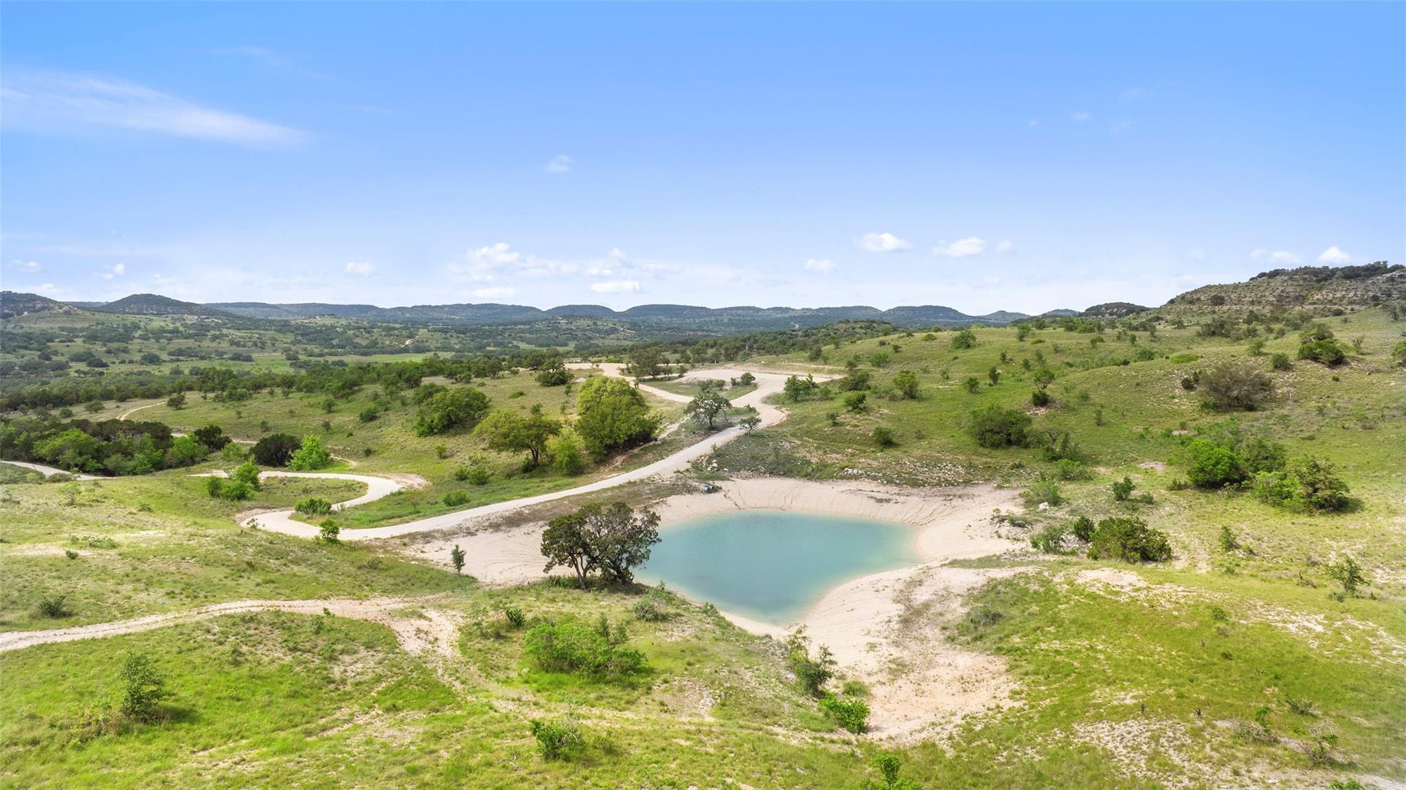628 Antelope Cv, Blanco, TX 78606