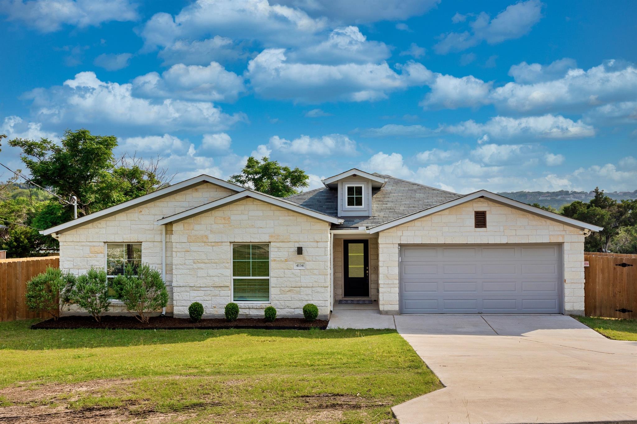 4134 Rockwood Dr, Lago Vista, TX 78645