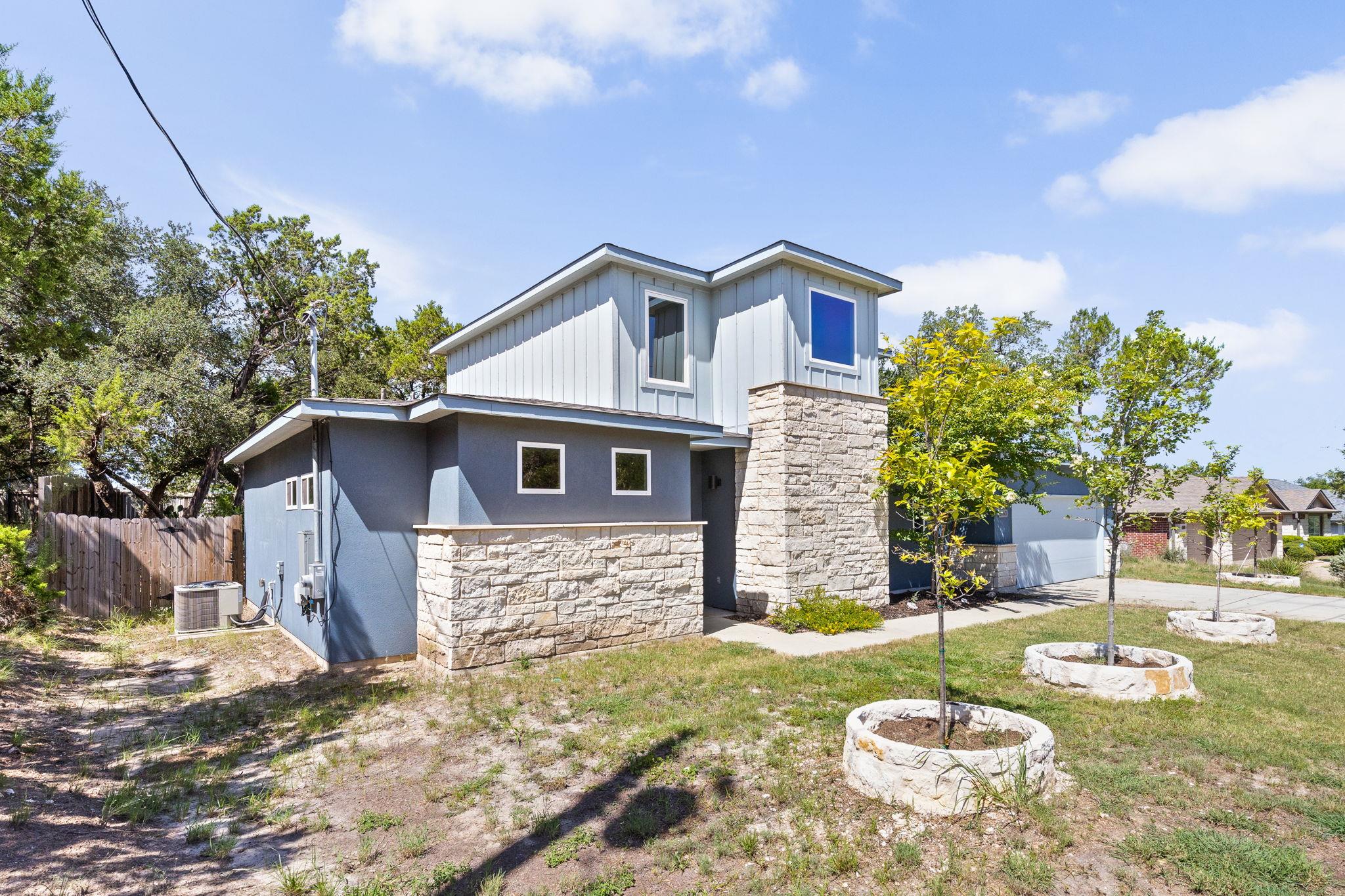 20601 Buckskin Rdg, Lago Vista, TX 78645
