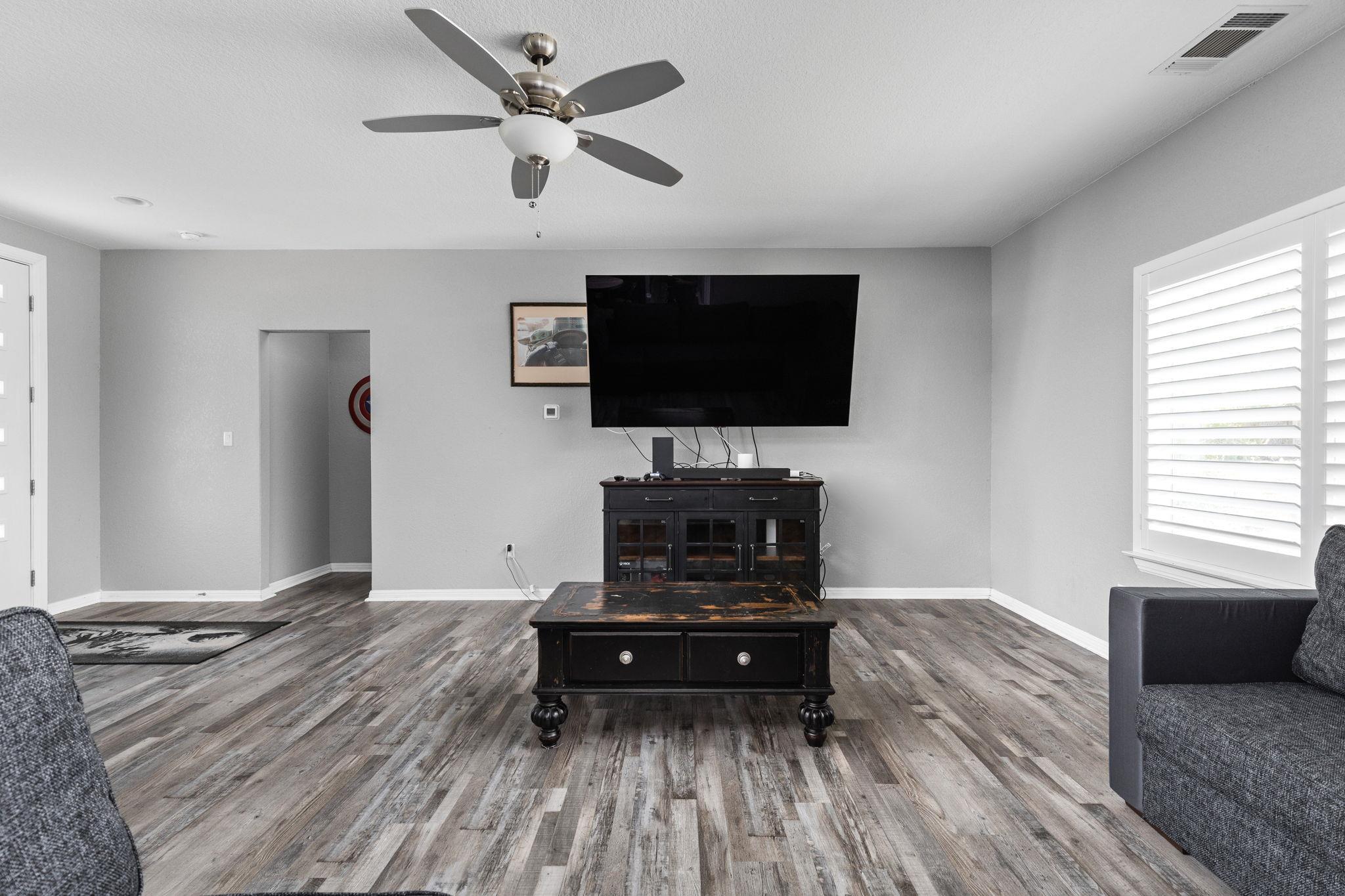 20601 Buckskin Rdg, Lago Vista, TX 78645