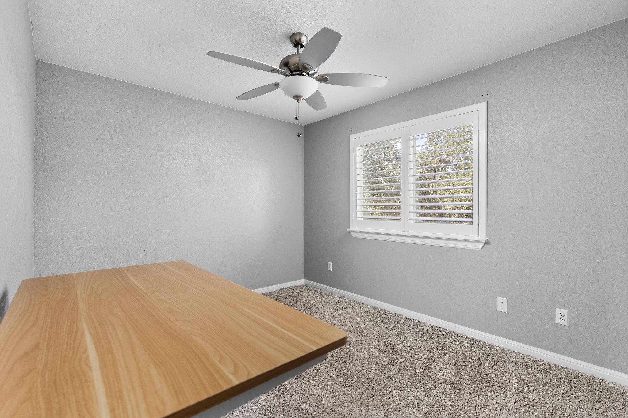 20601 Buckskin Rdg, Lago Vista, TX 78645