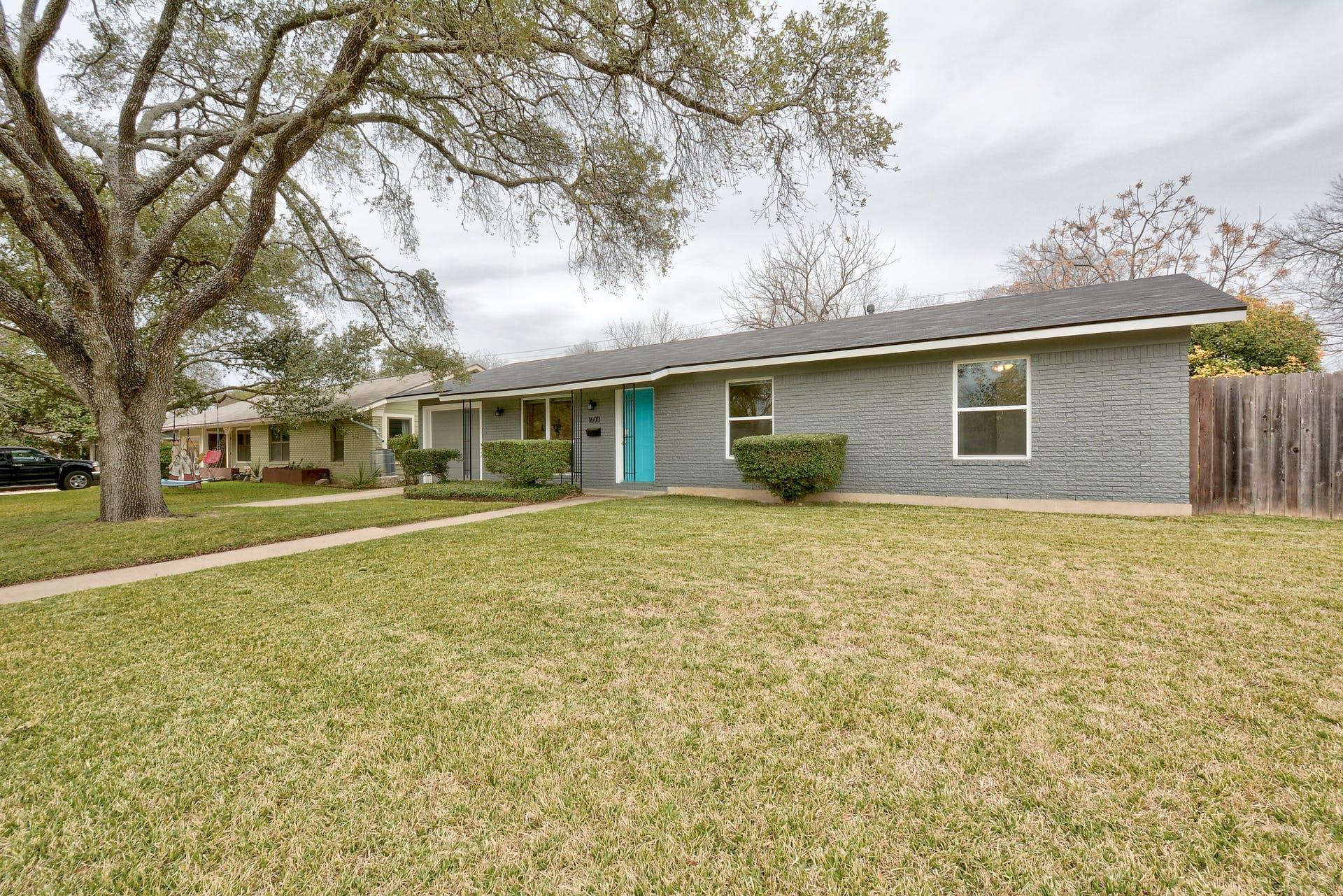 1600 Ashberry Dr, Austin, TX 78723