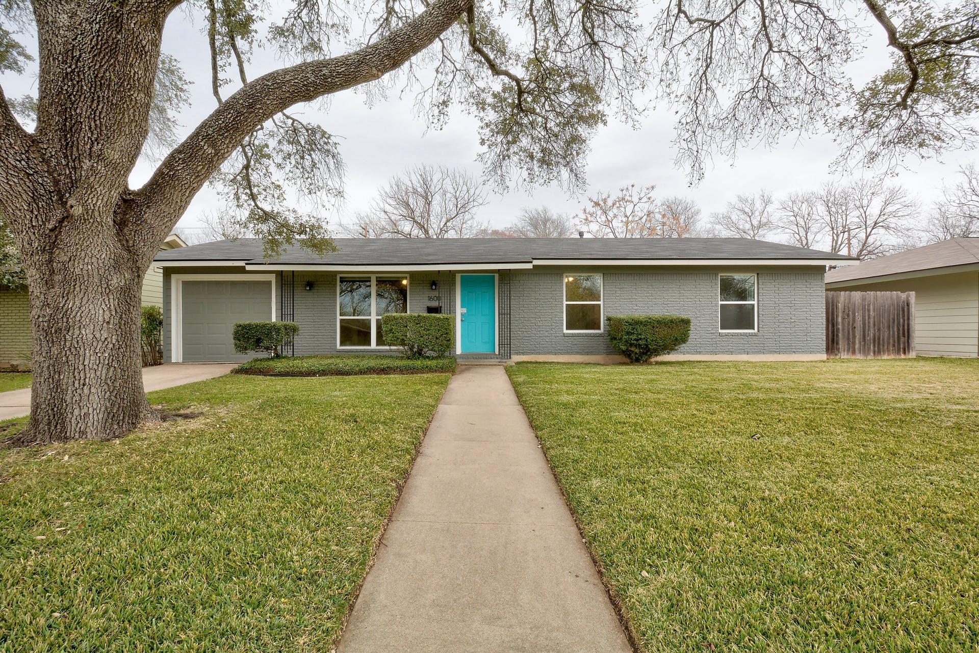 1600 Ashberry Dr, Austin, TX 78723