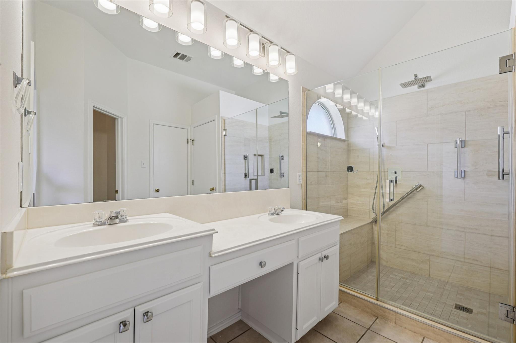 303 N Kings Canyon Dr, Cedar Park, TX 78613