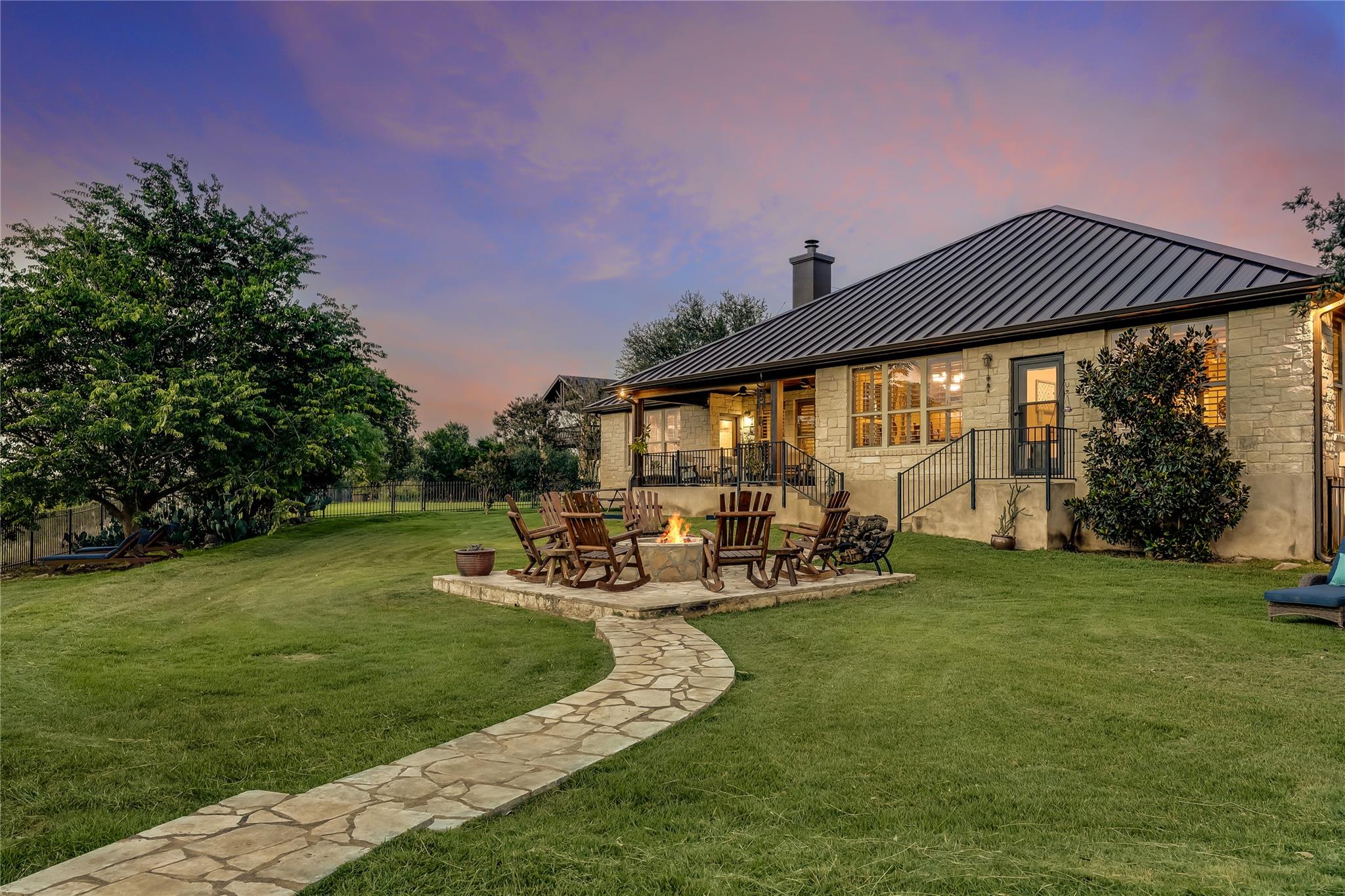 25108 Colorado Canyon Dr, Marble Falls, TX 78654