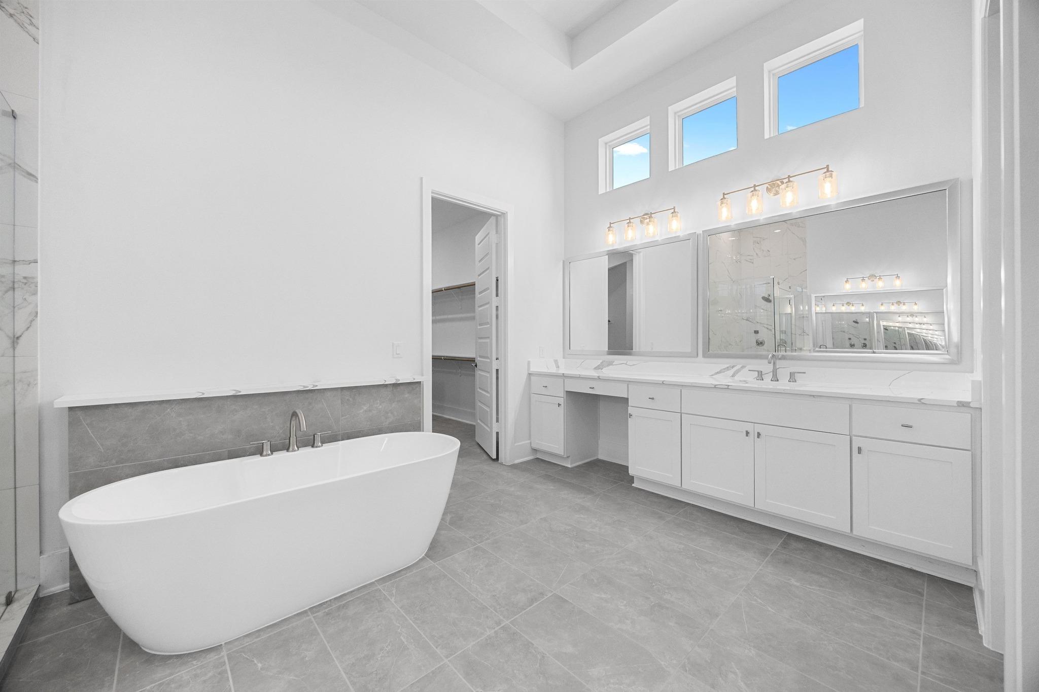 909 Bristol Creek Bnd, Lakeway, TX 78738