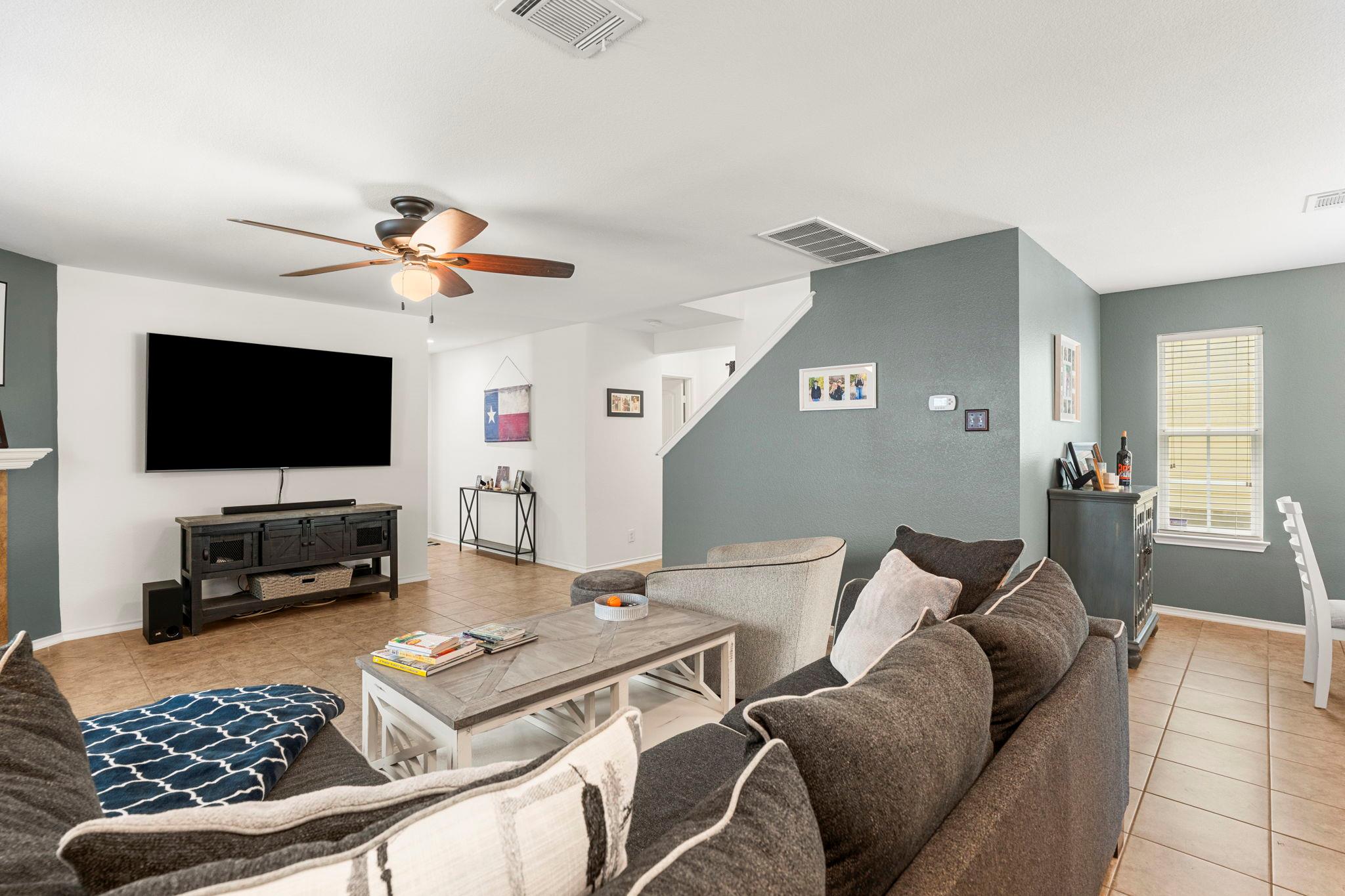 1051 Dorn, Kyle, TX 78640