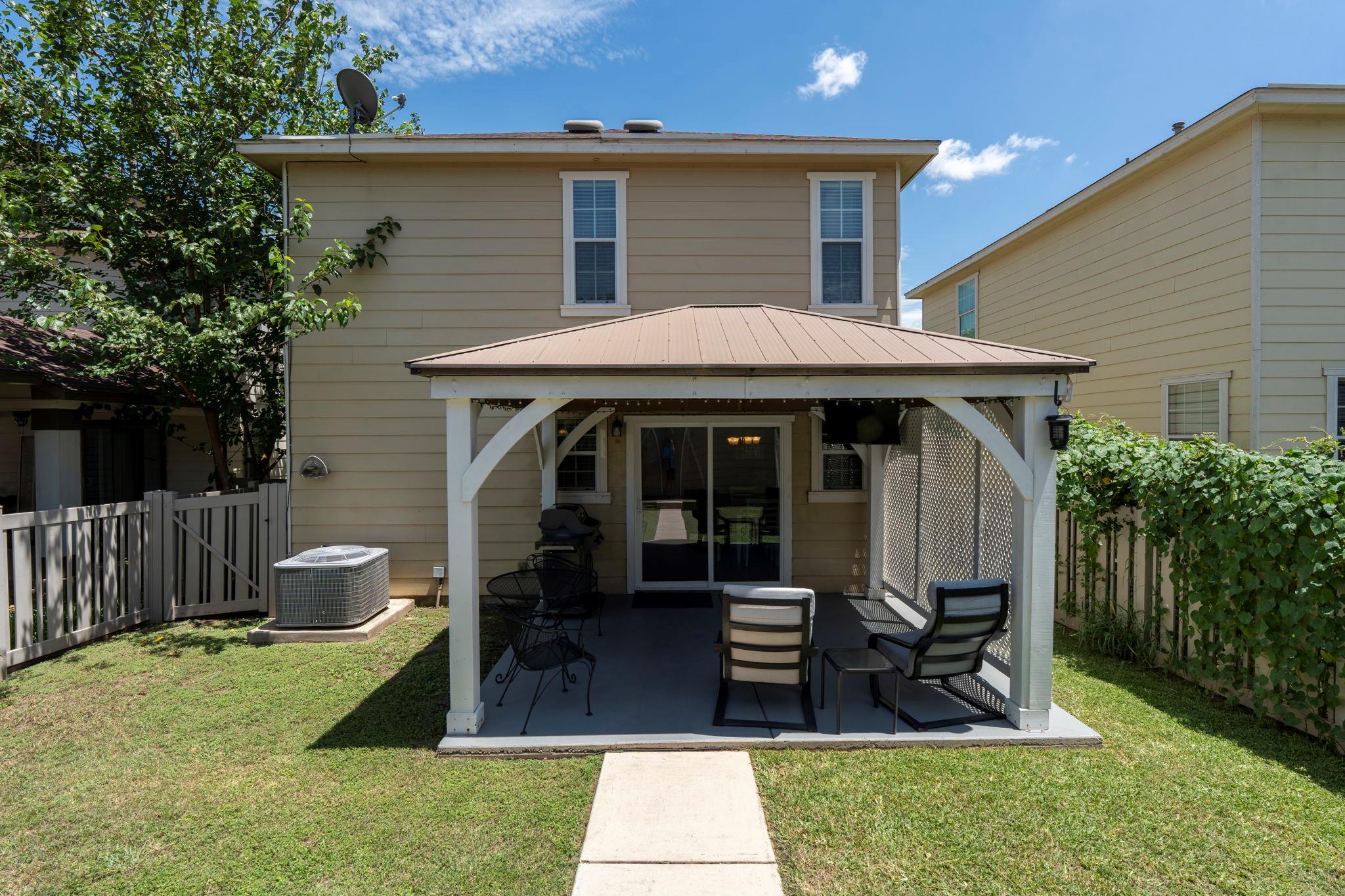 1051 Dorn, Kyle, TX 78640