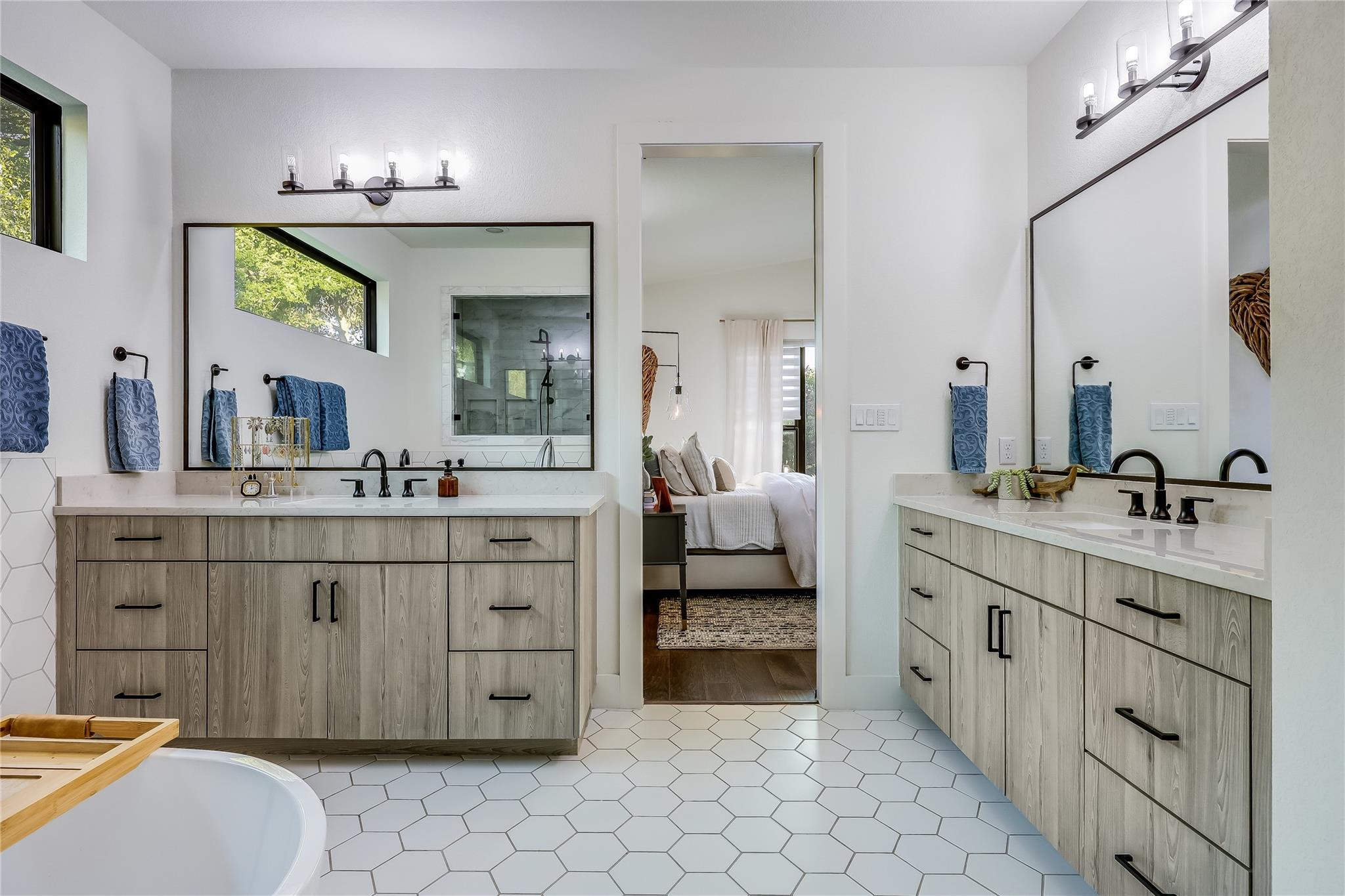 3213 Whitt Park Path, Leander, TX 78641