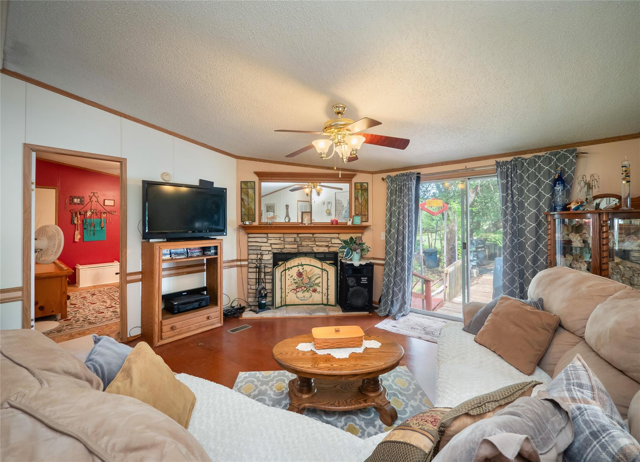 101 County Road 288, Liberty Hill, TX 78642