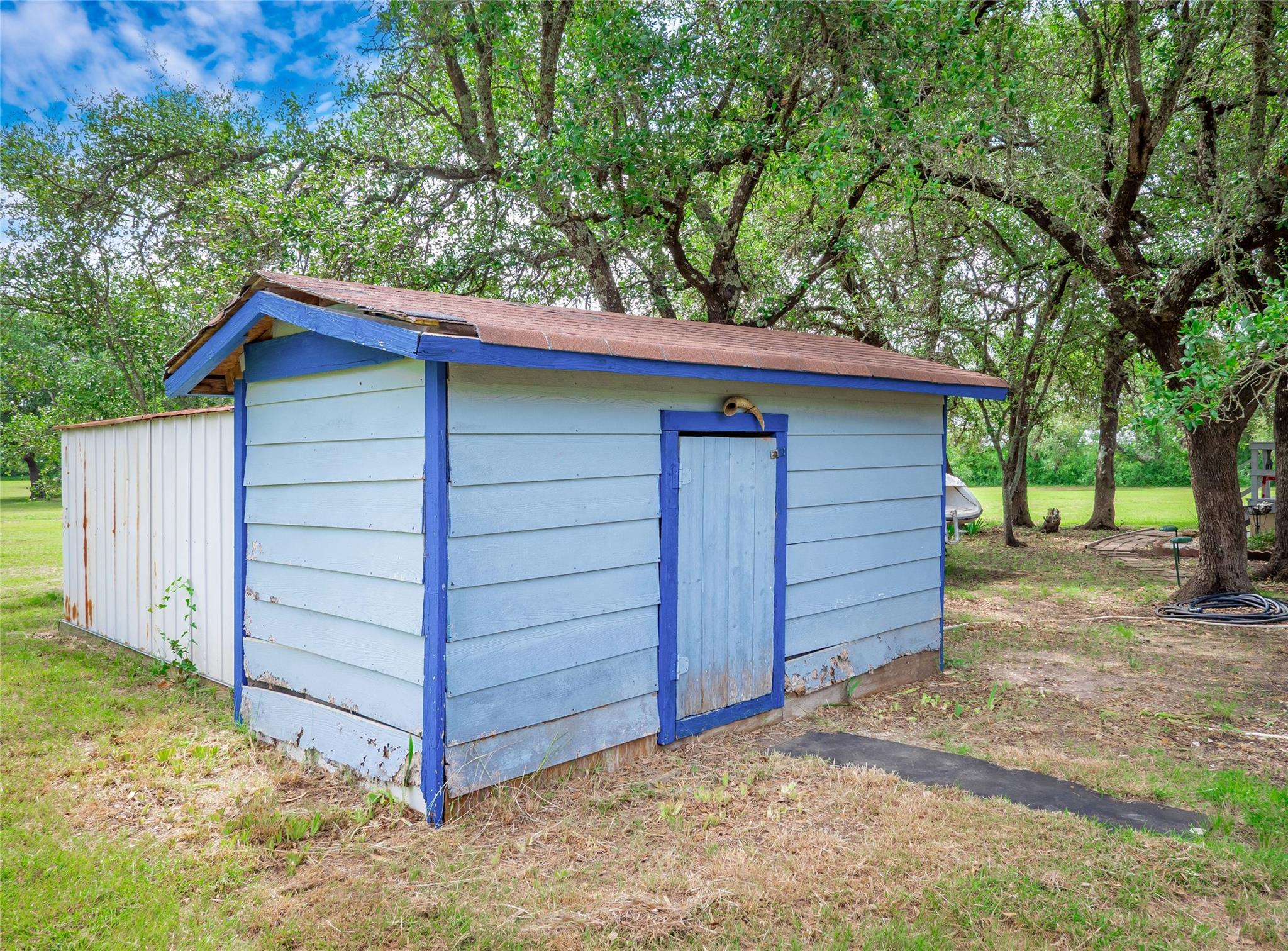 101 County Road 288, Liberty Hill, TX 78642