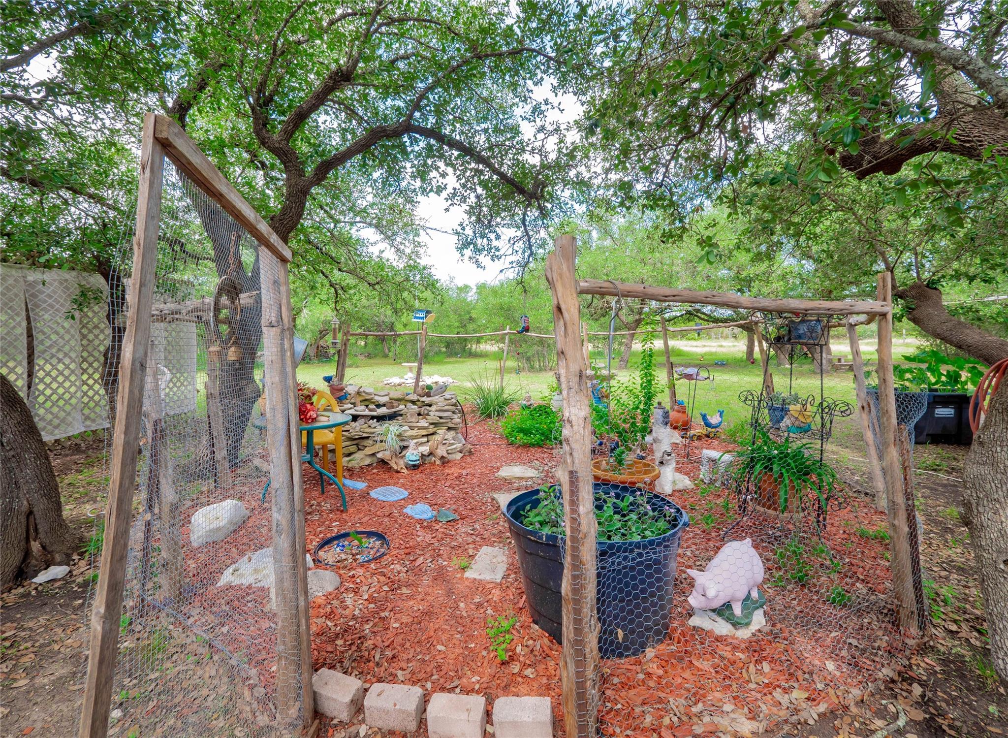 101 County Road 288, Liberty Hill, TX 78642