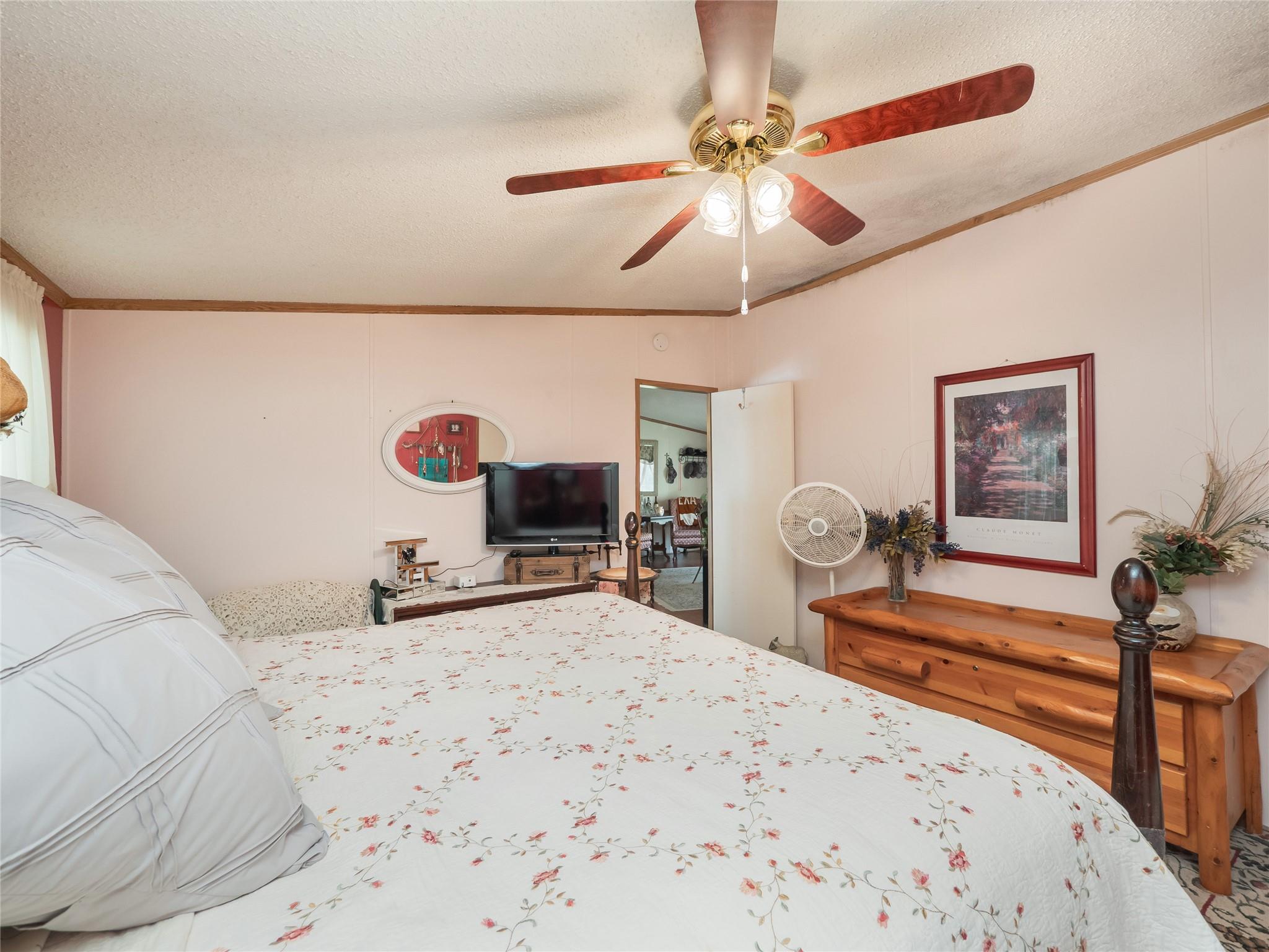 101 County Road 288, Liberty Hill, TX 78642