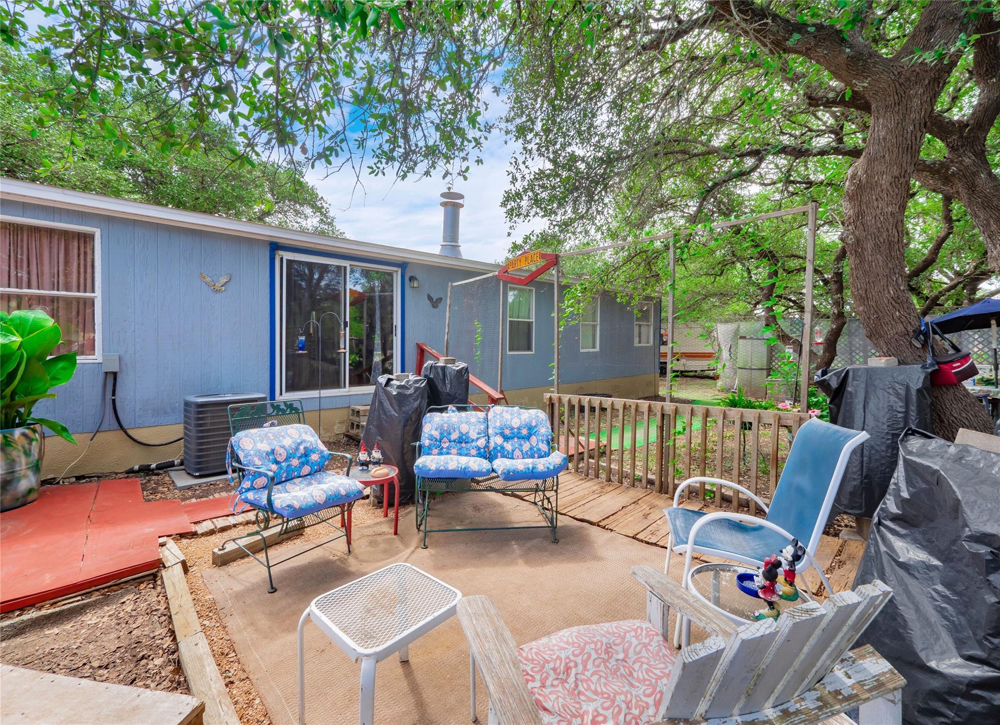 101 County Road 288, Liberty Hill, TX 78642