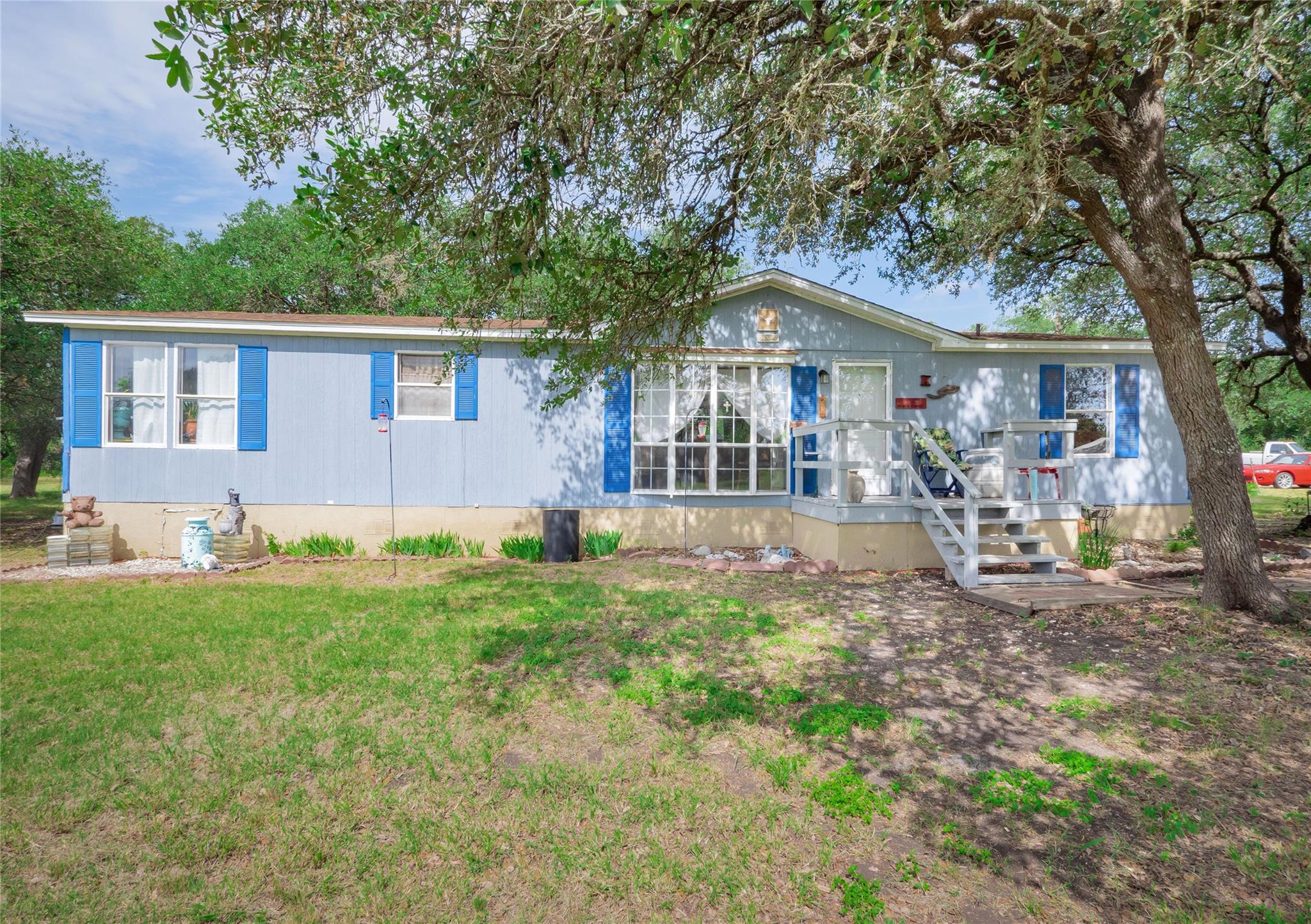 101 County Road 288, Liberty Hill, TX 78642