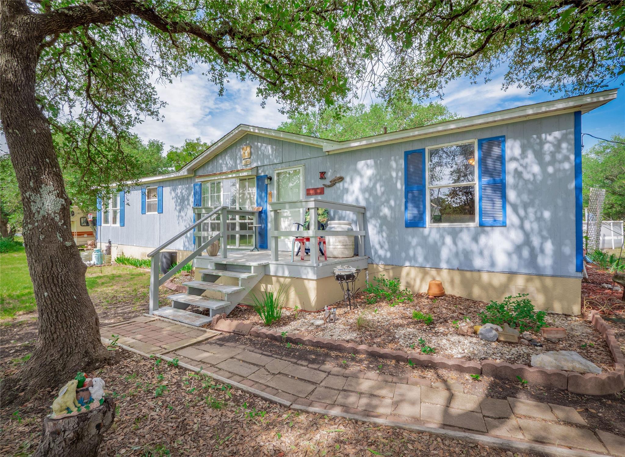 101 County Road 288, Liberty Hill, TX 78642