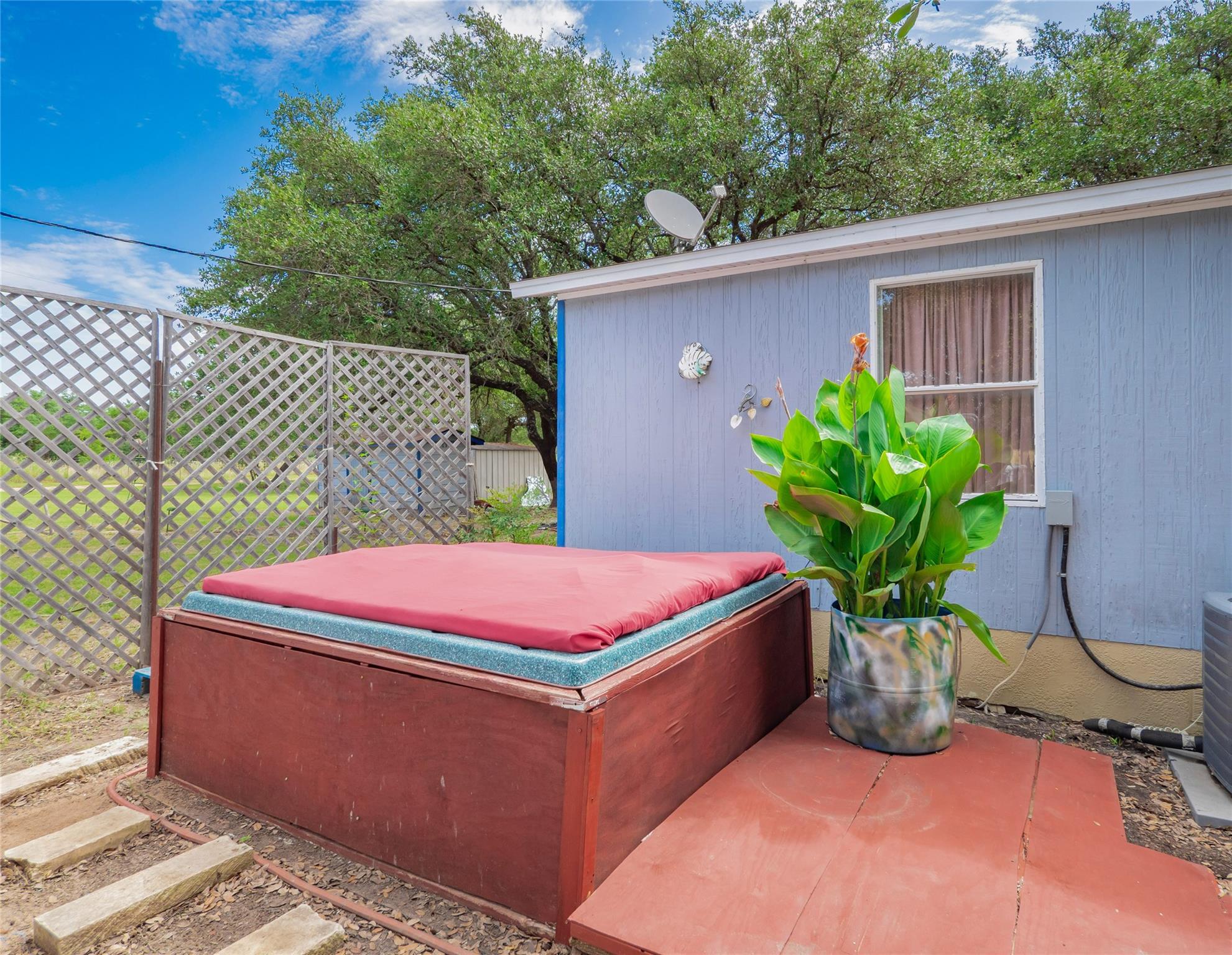 101 County Road 288, Liberty Hill, TX 78642