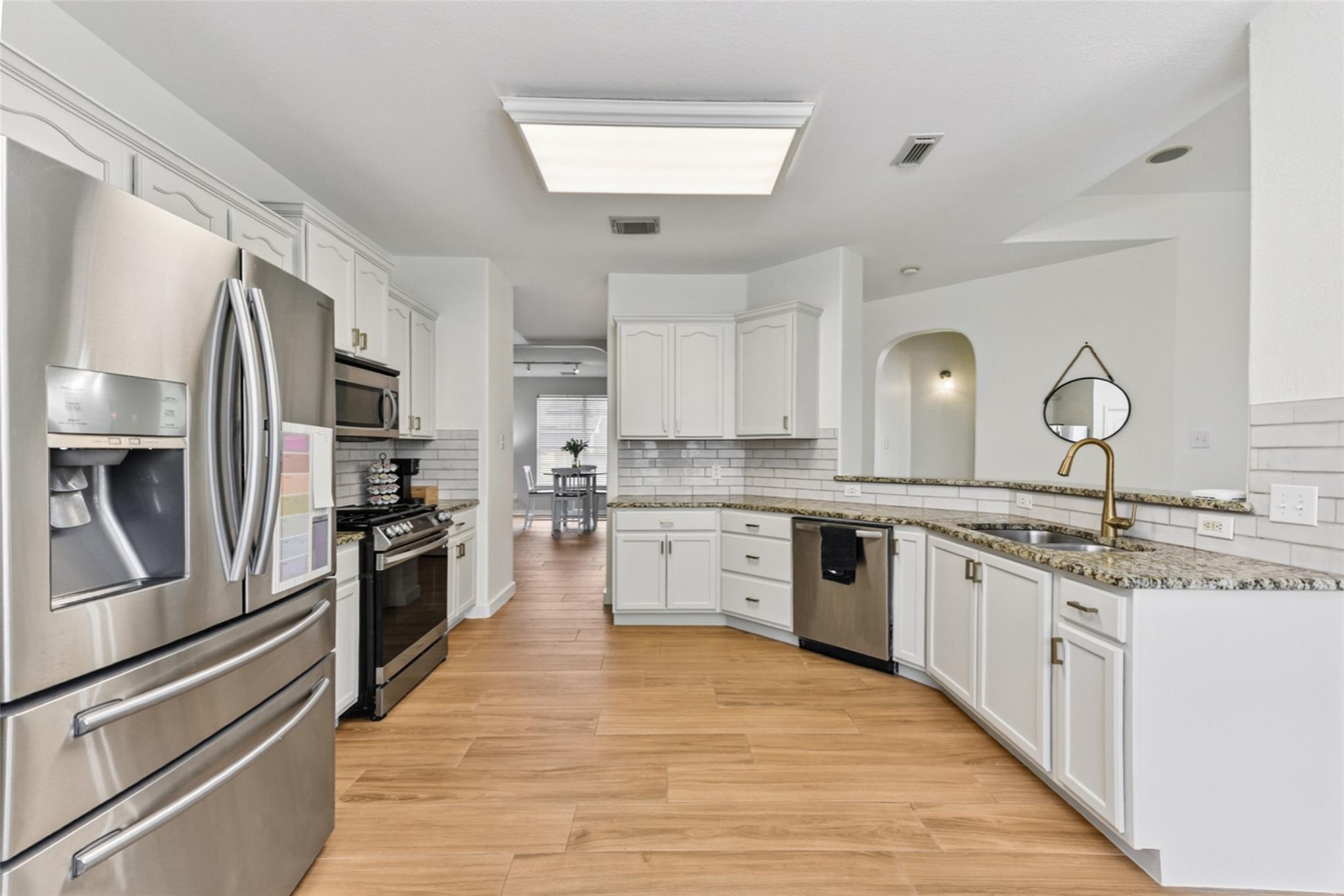 1913 Maize Bend Dr, Austin, TX 78727