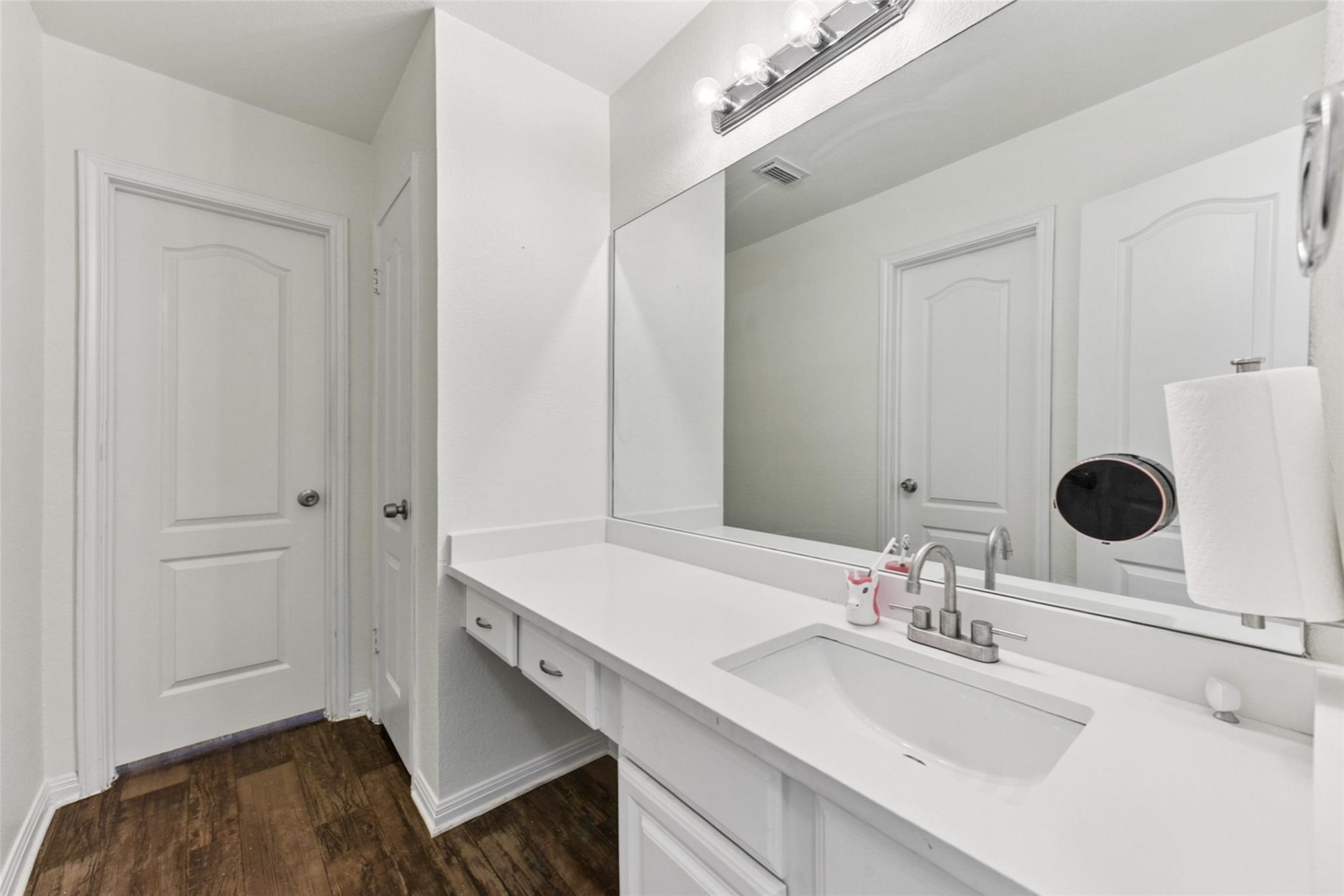1913 Maize Bend Dr, Austin, TX 78727