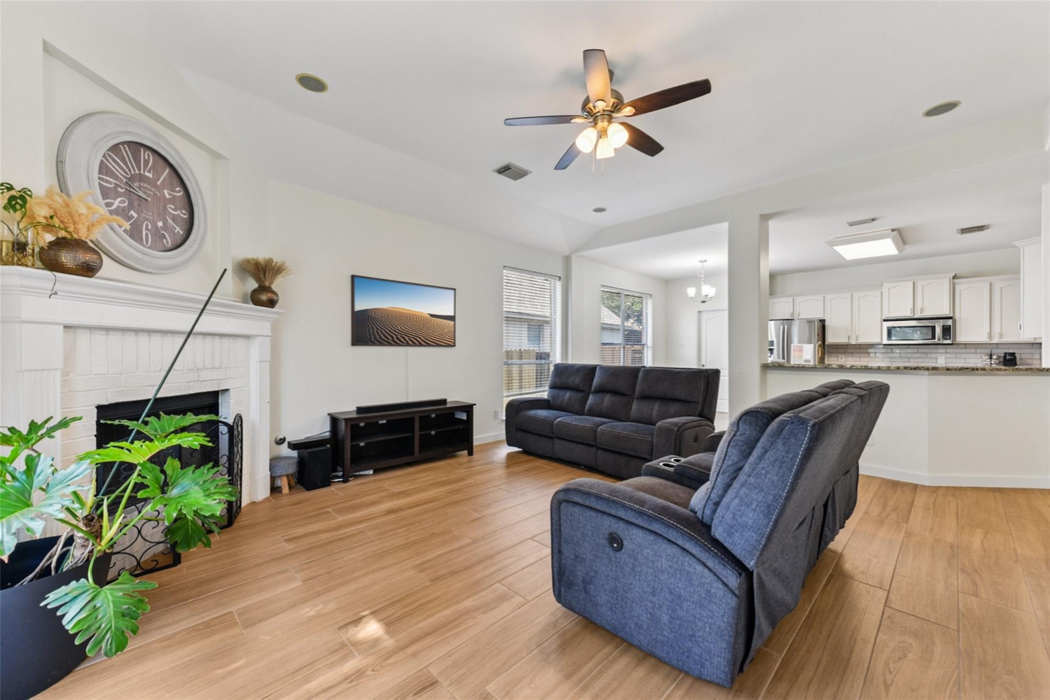 1913 Maize Bend Dr, Austin, TX 78727