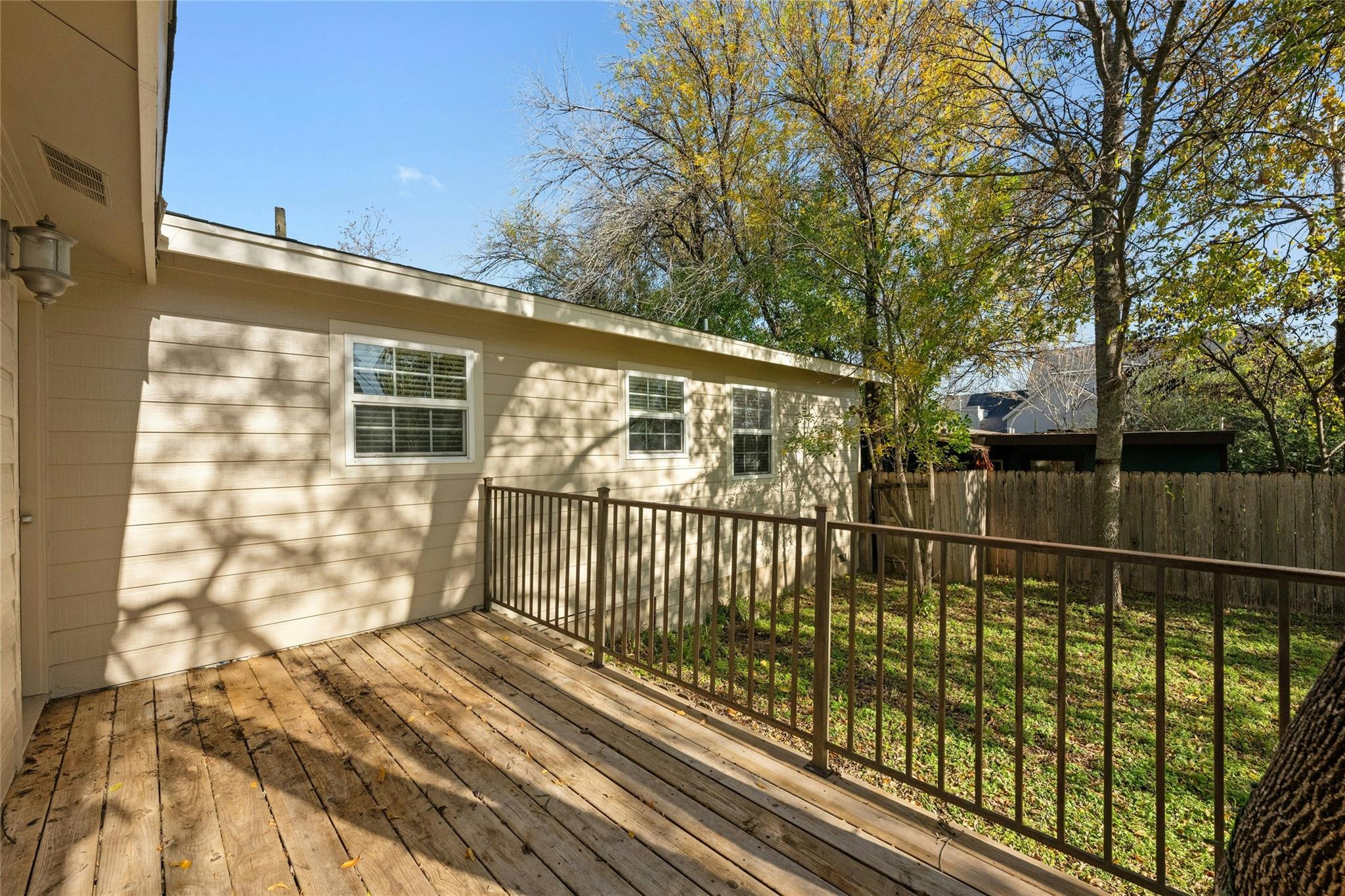 2631 W 45th St, Austin, TX 78731