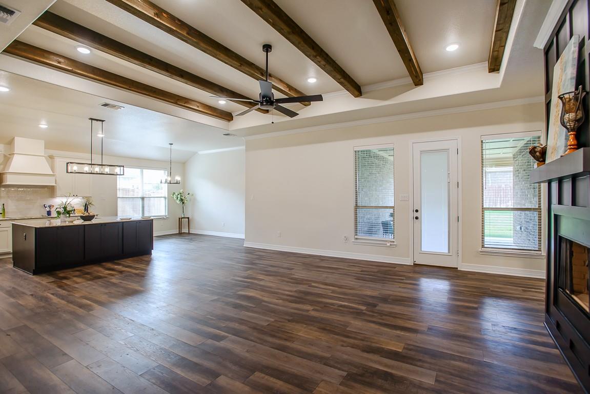 1010 Winchester Dr, Nolanville, TX 76559