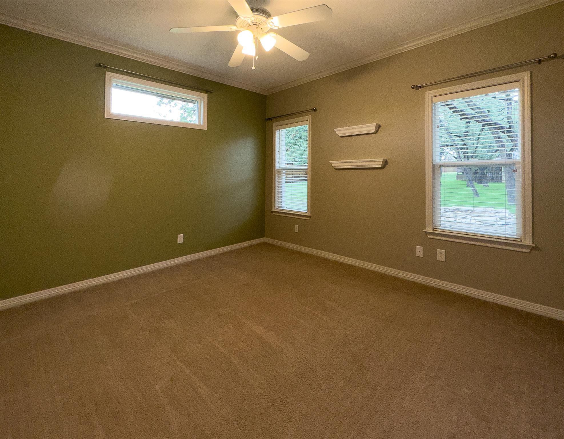 1448 Hidden Springs Dr, Salado, TX 76571