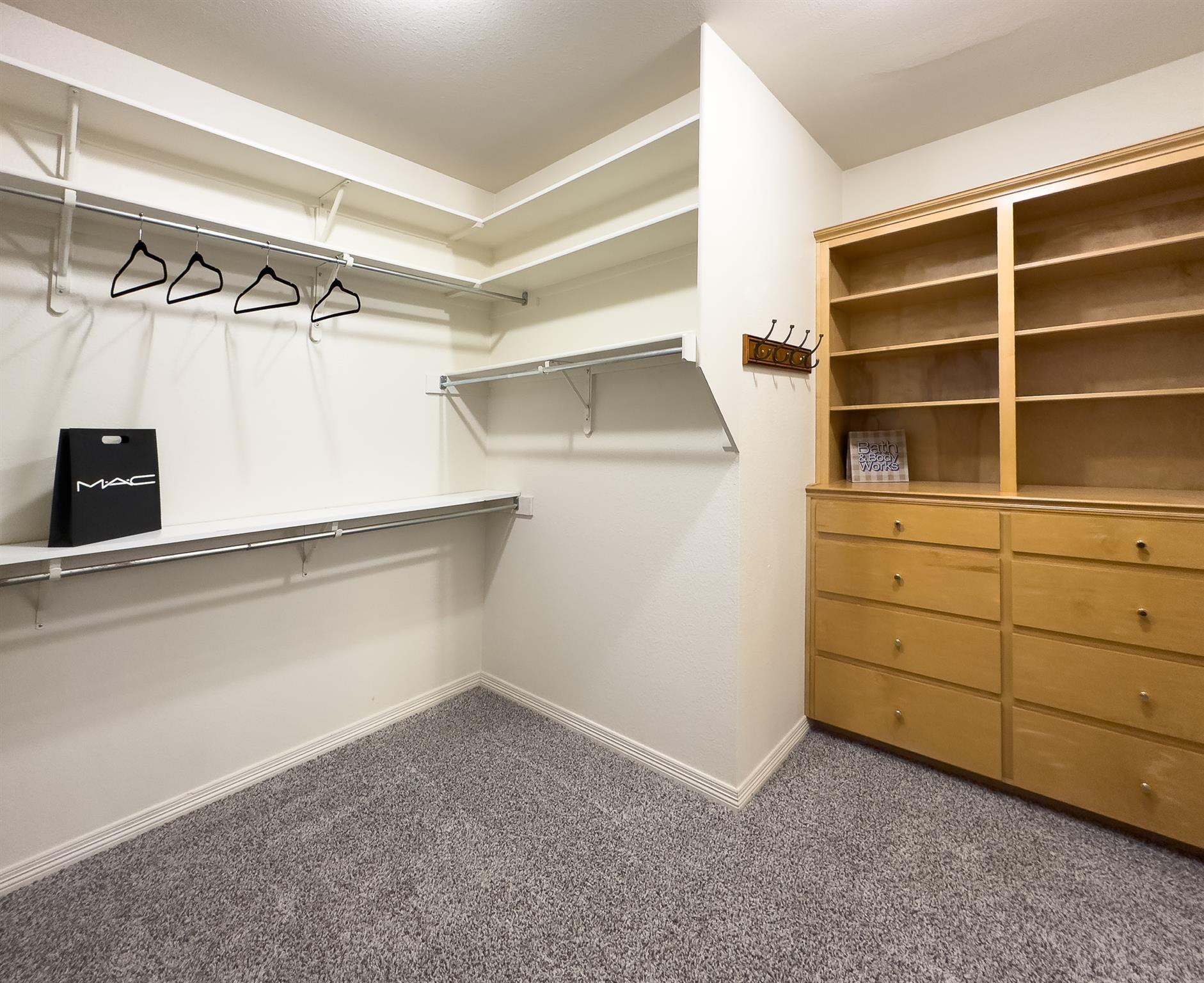 1448 Hidden Springs Dr, Salado, TX 76571