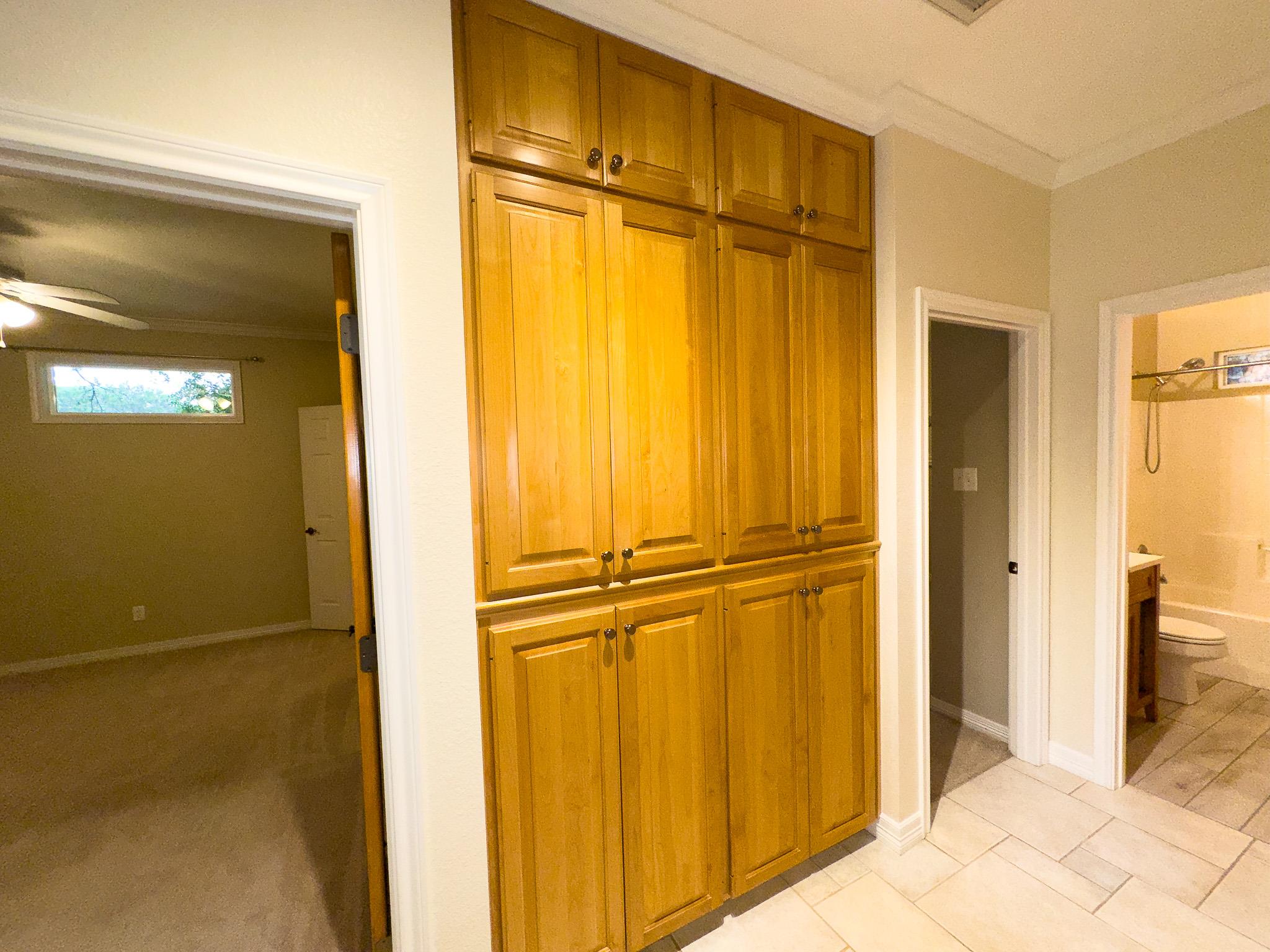 1448 Hidden Springs Dr, Salado, TX 76571