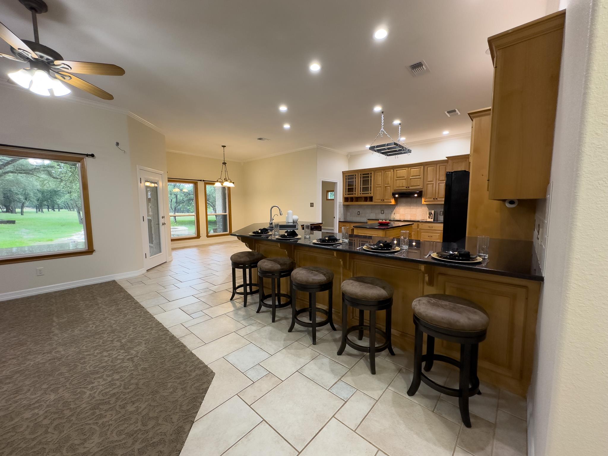 1448 Hidden Springs Dr, Salado, TX 76571