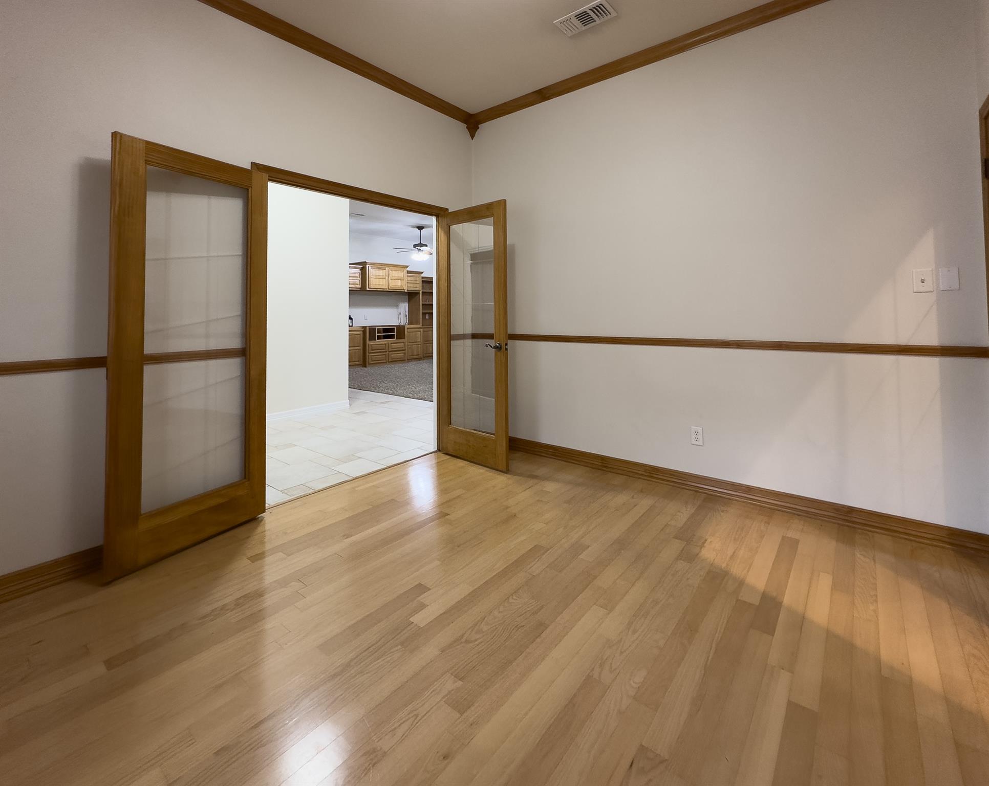 1448 Hidden Springs Dr, Salado, TX 76571