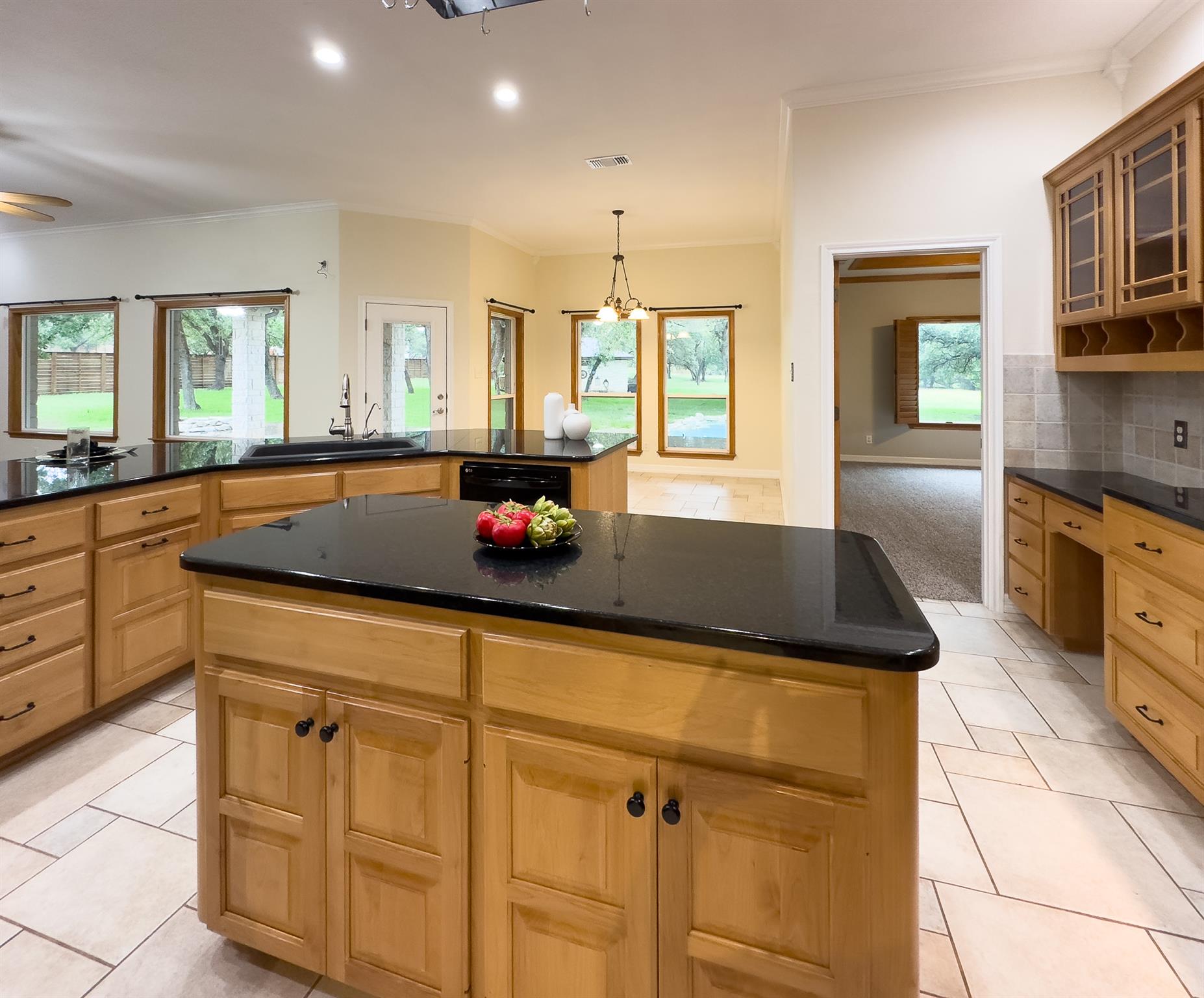 1448 Hidden Springs Dr, Salado, TX 76571