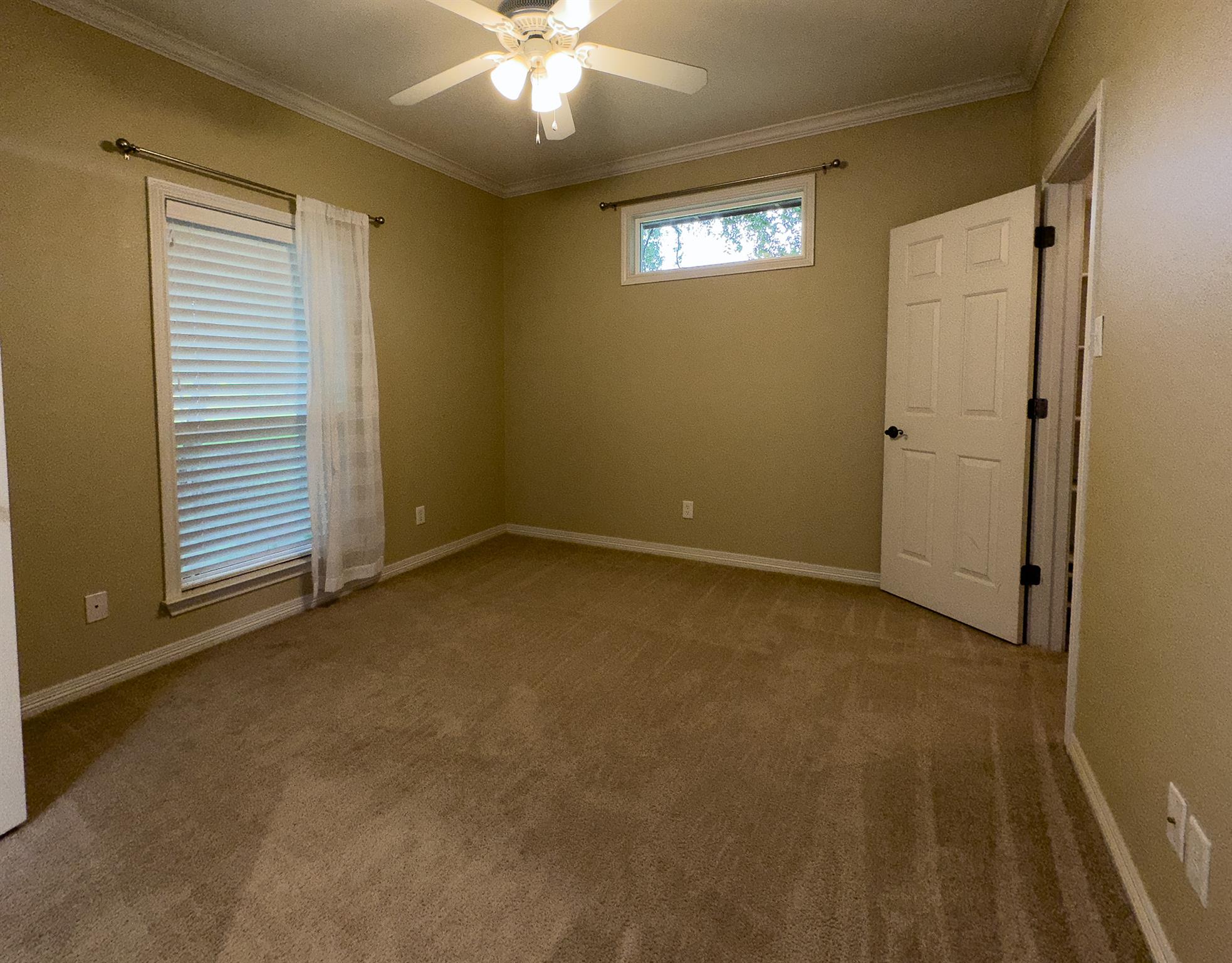 1448 Hidden Springs Dr, Salado, TX 76571