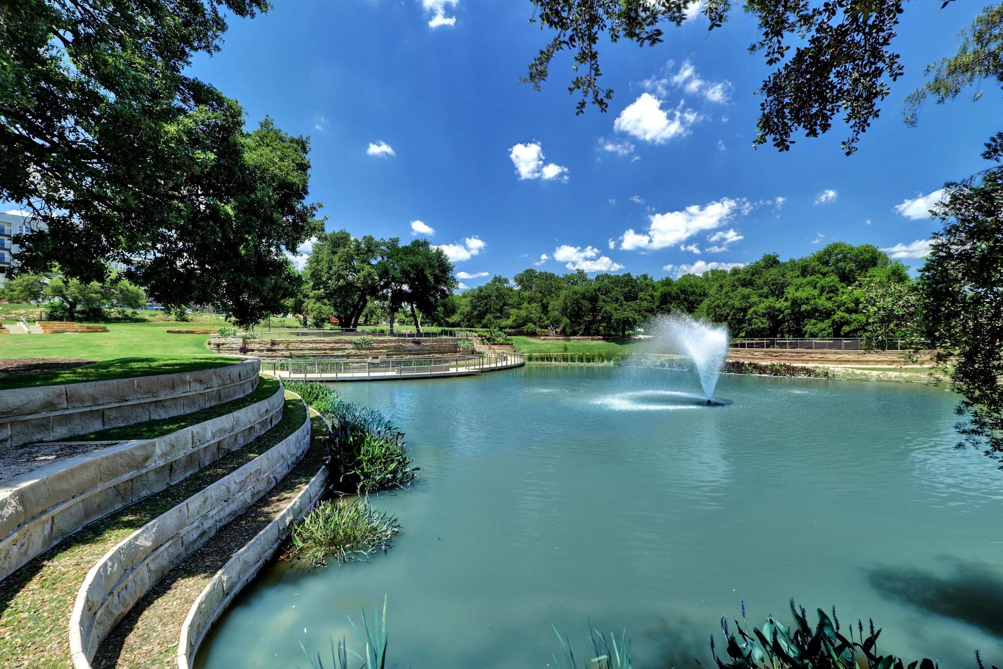 1903 40th St, Austin, TX 78731