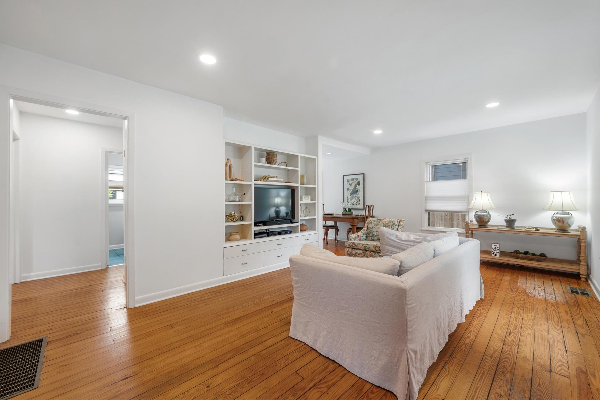 1903 40th St, Austin, TX 78731