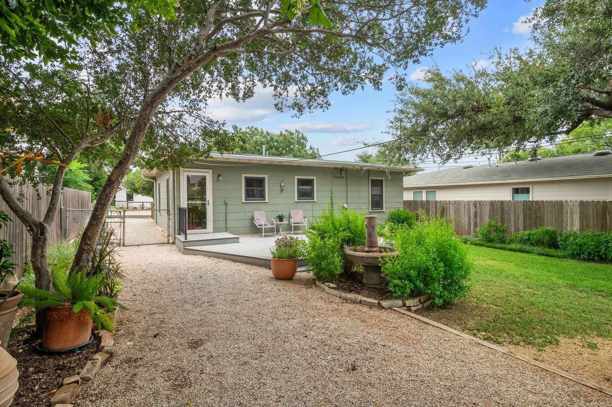 1903 40th St, Austin, TX 78731