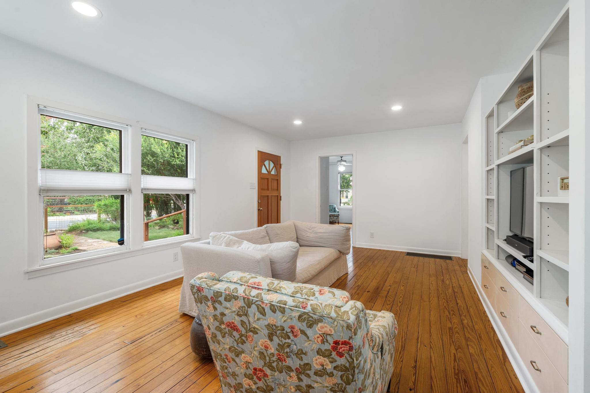 1903 40th St, Austin, TX 78731