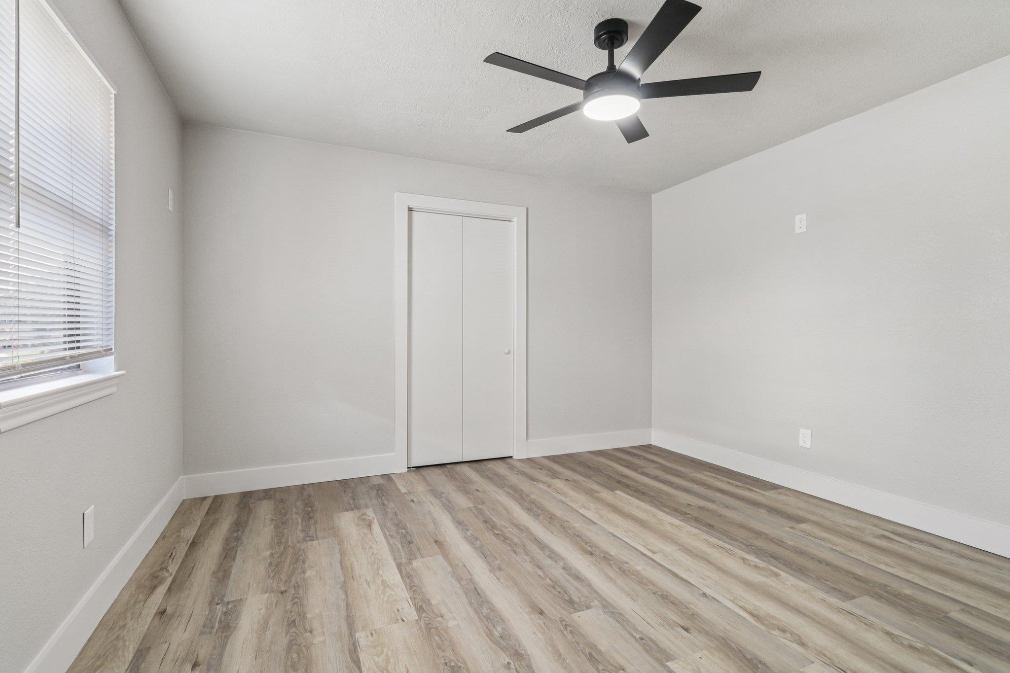 5810 N Magazine Cir, Houston, TX 77084