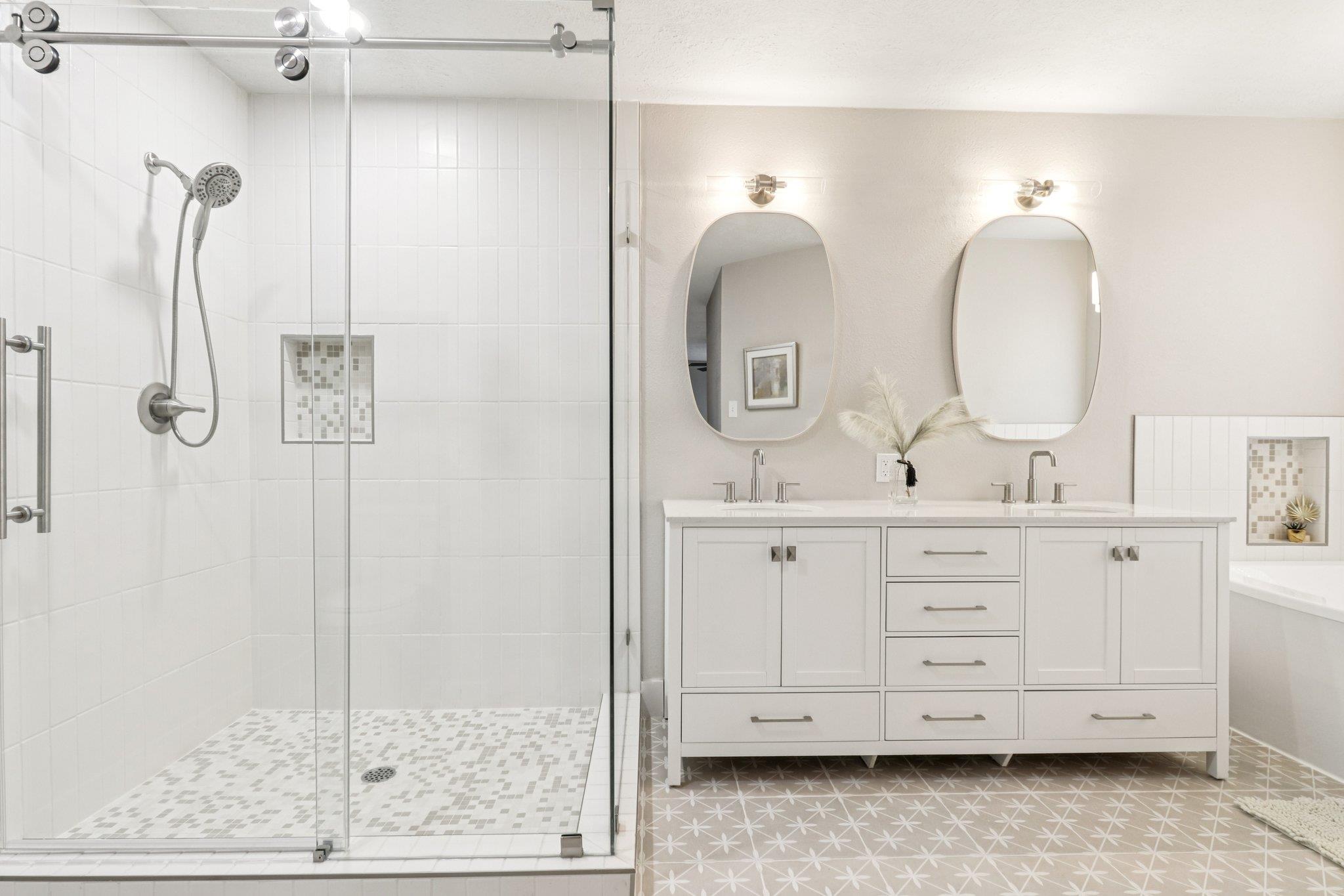 5810 N Magazine Cir, Houston, TX 77084