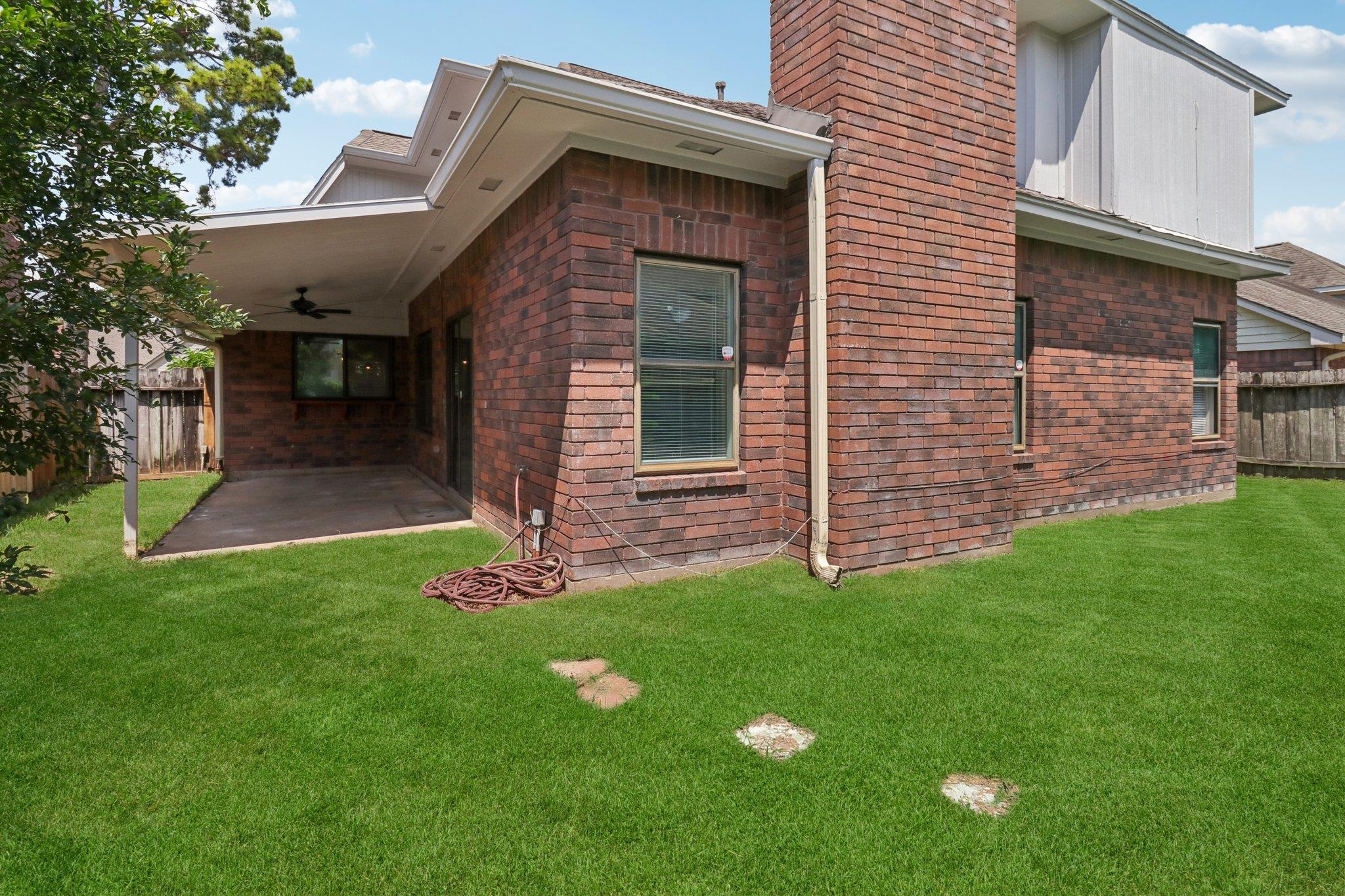 5810 N Magazine Cir, Houston, TX 77084