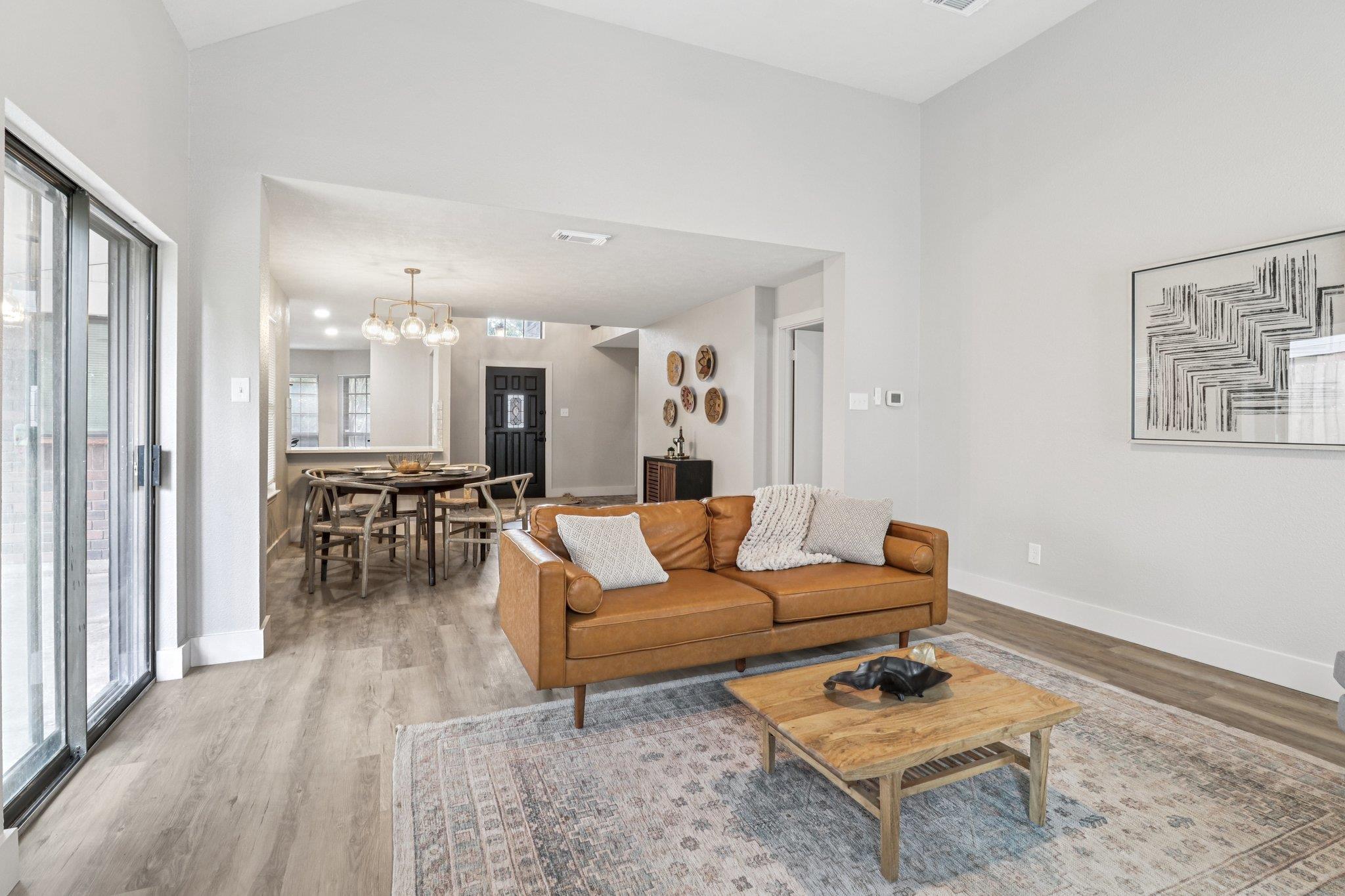 5810 N Magazine Cir, Houston, TX 77084