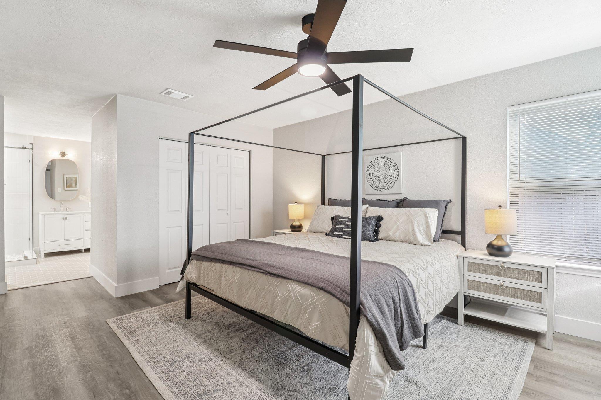 5810 N Magazine Cir, Houston, TX 77084