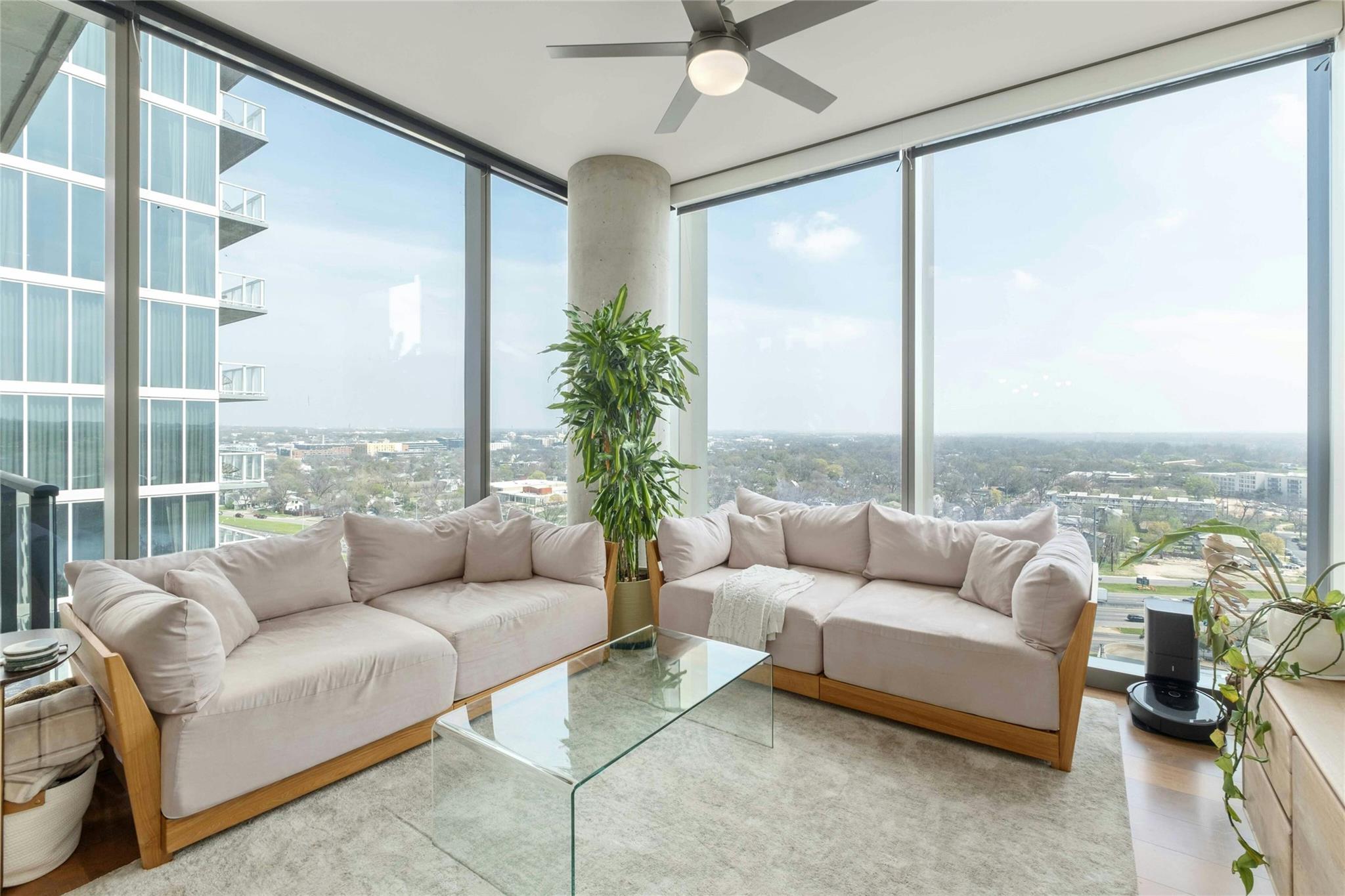 44 East Ave # 1507, Austin, TX 78701