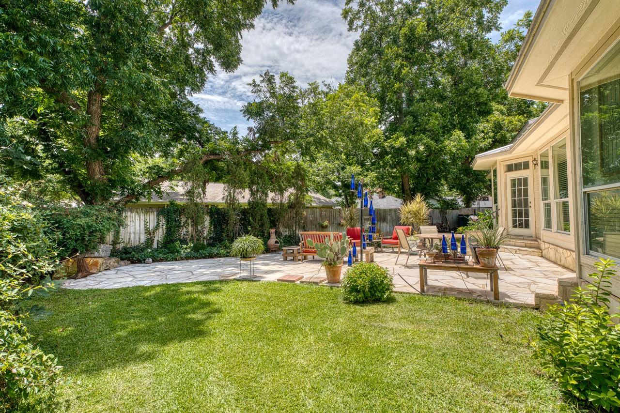 337 Colonial St, Meadowlakes, TX 78654